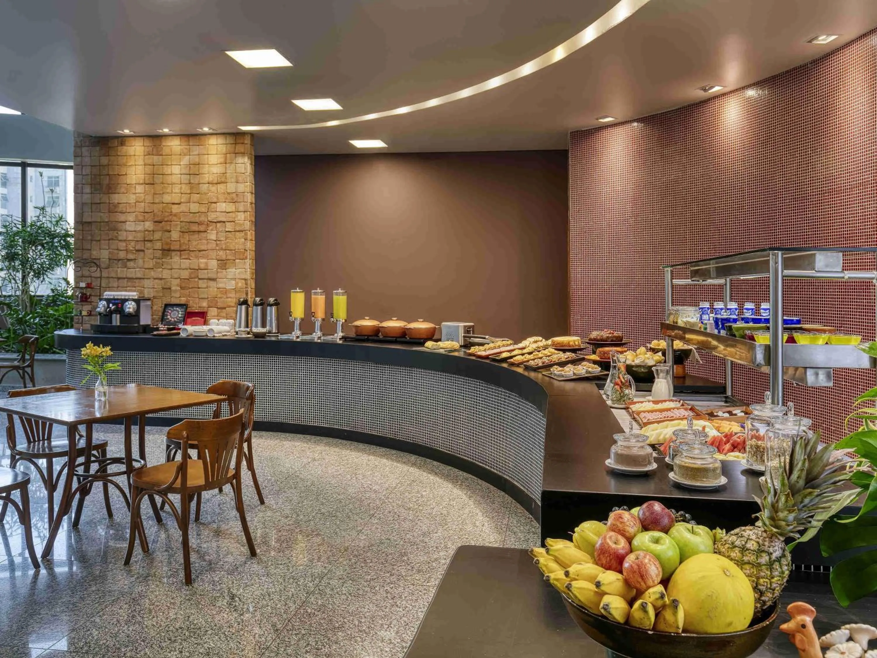 Restaurant/places to eat in Mercure Belo Horizonte Vila da Serra