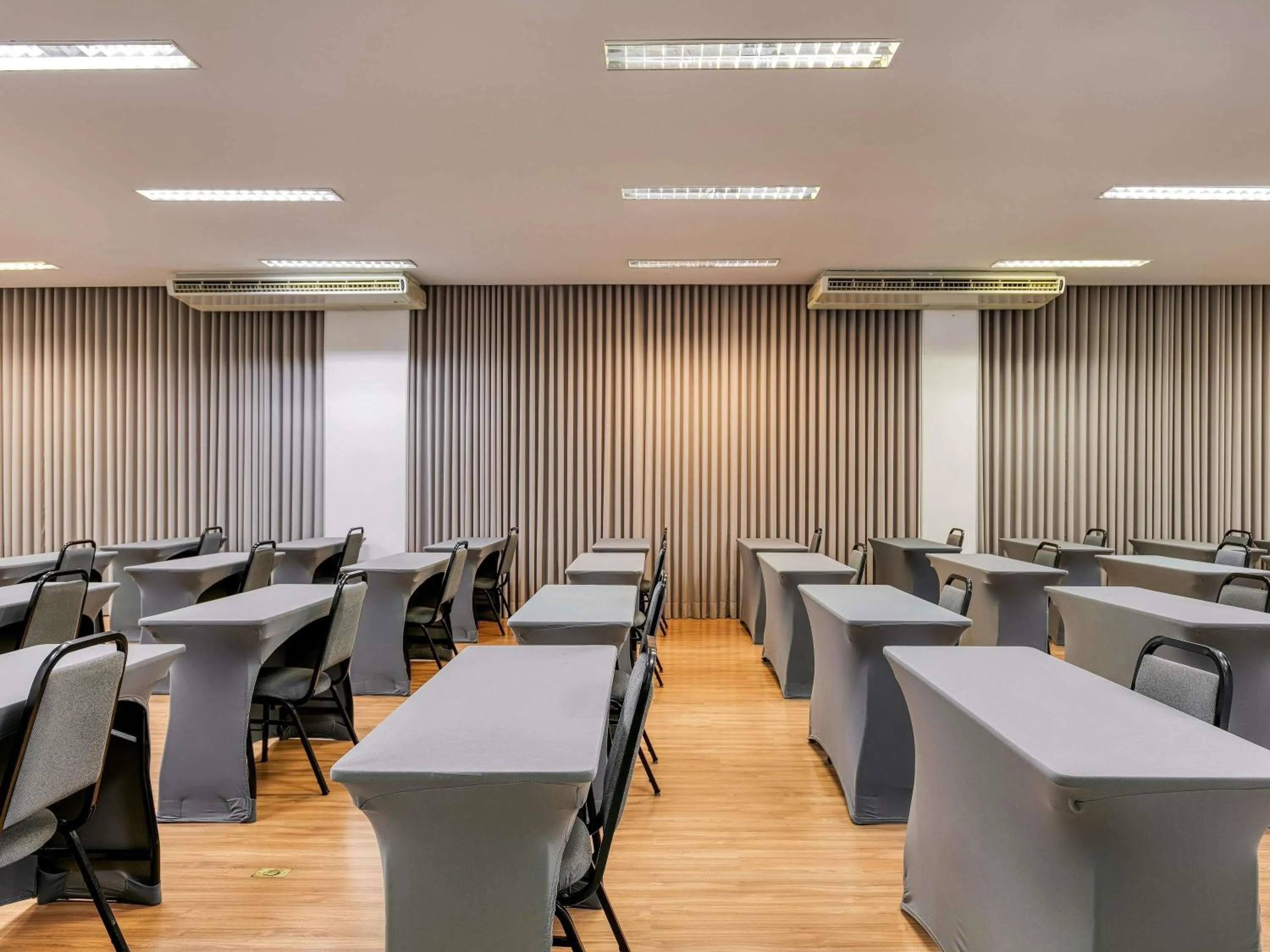 Meeting/conference room in Mercure Belo Horizonte Vila da Serra