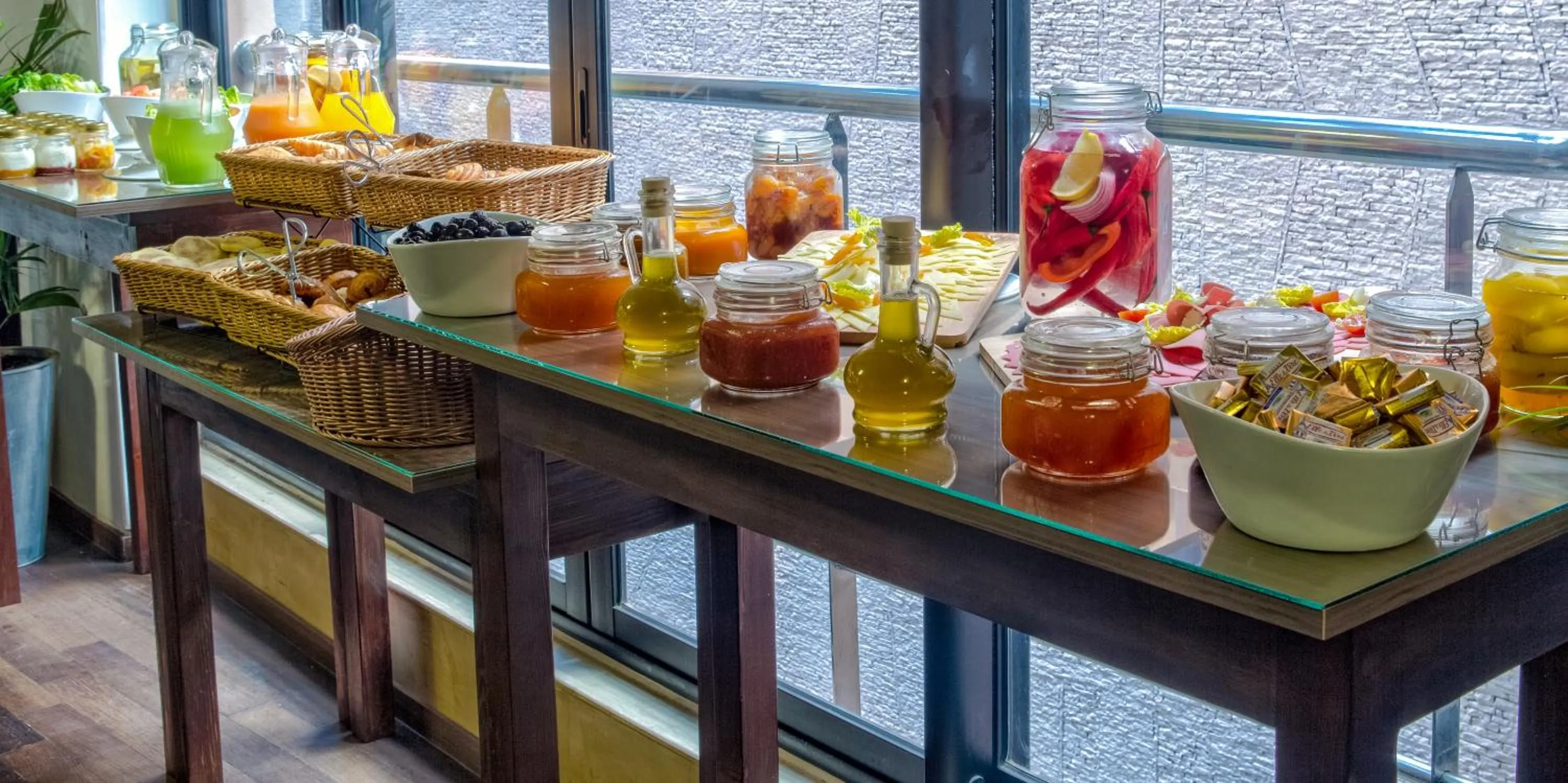 Buffet breakfast in Yaad City Hotel