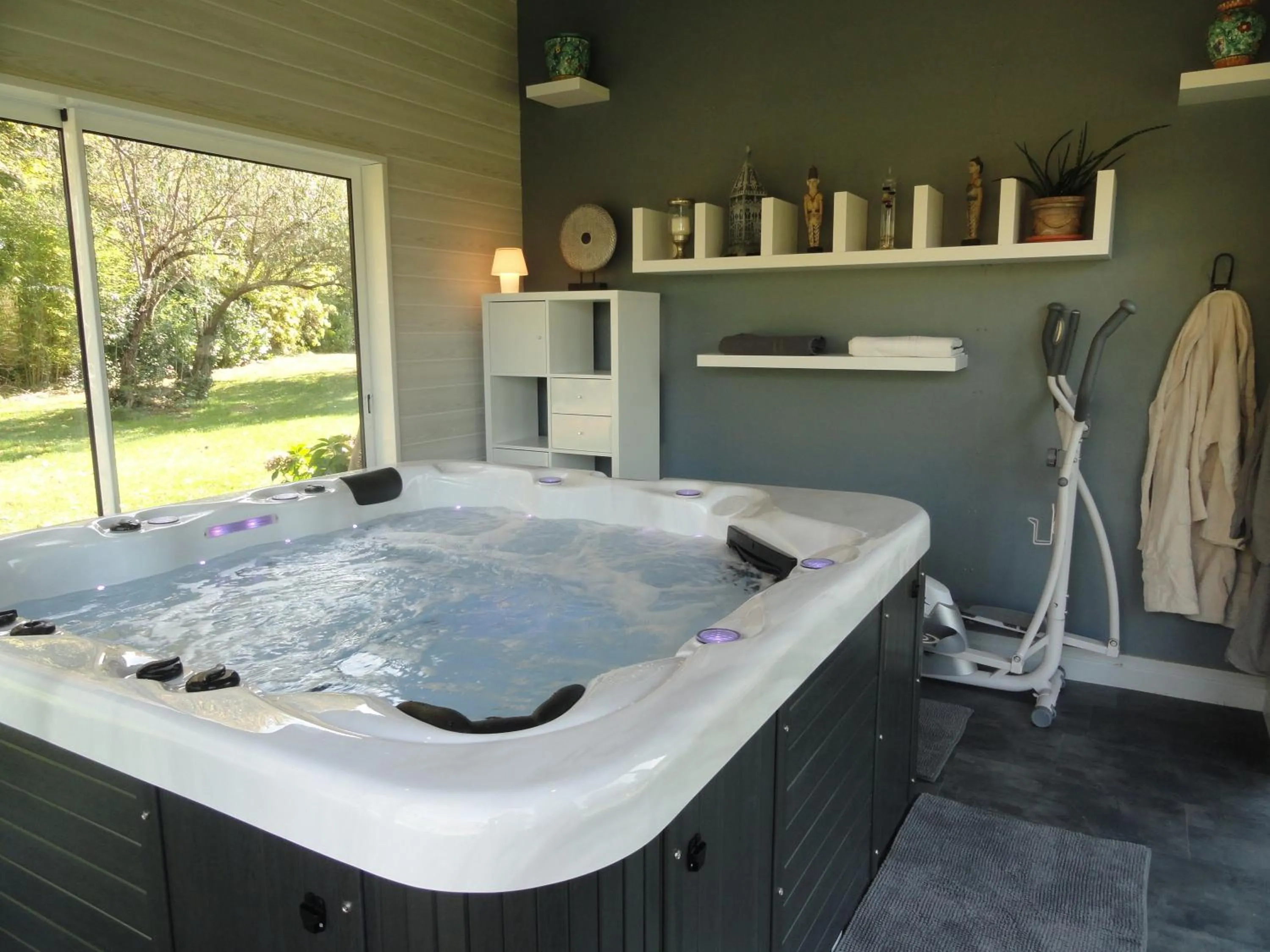 Spa and wellness centre/facilities in B&B La Closerie 33