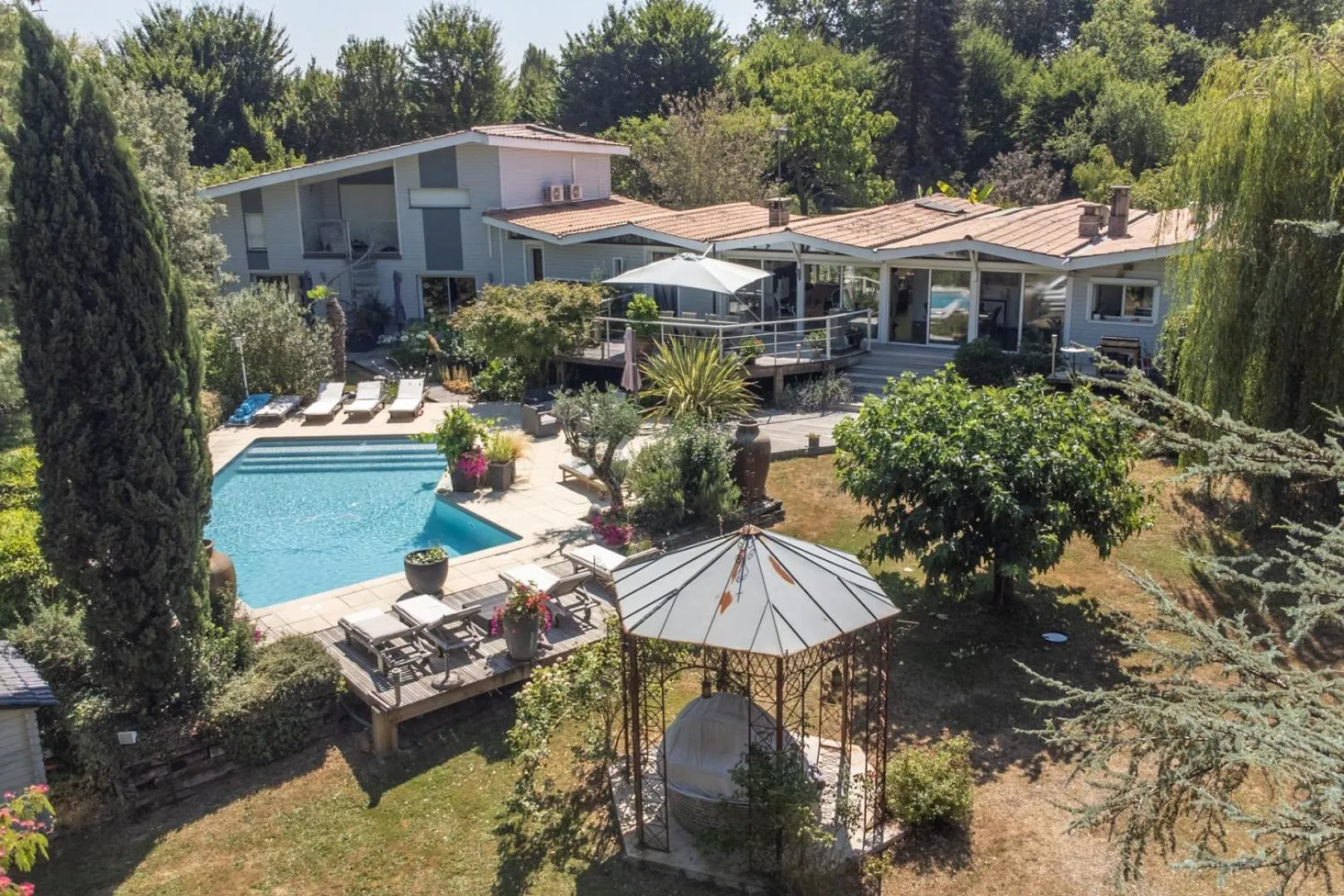 Garden in B&B La Closerie 33