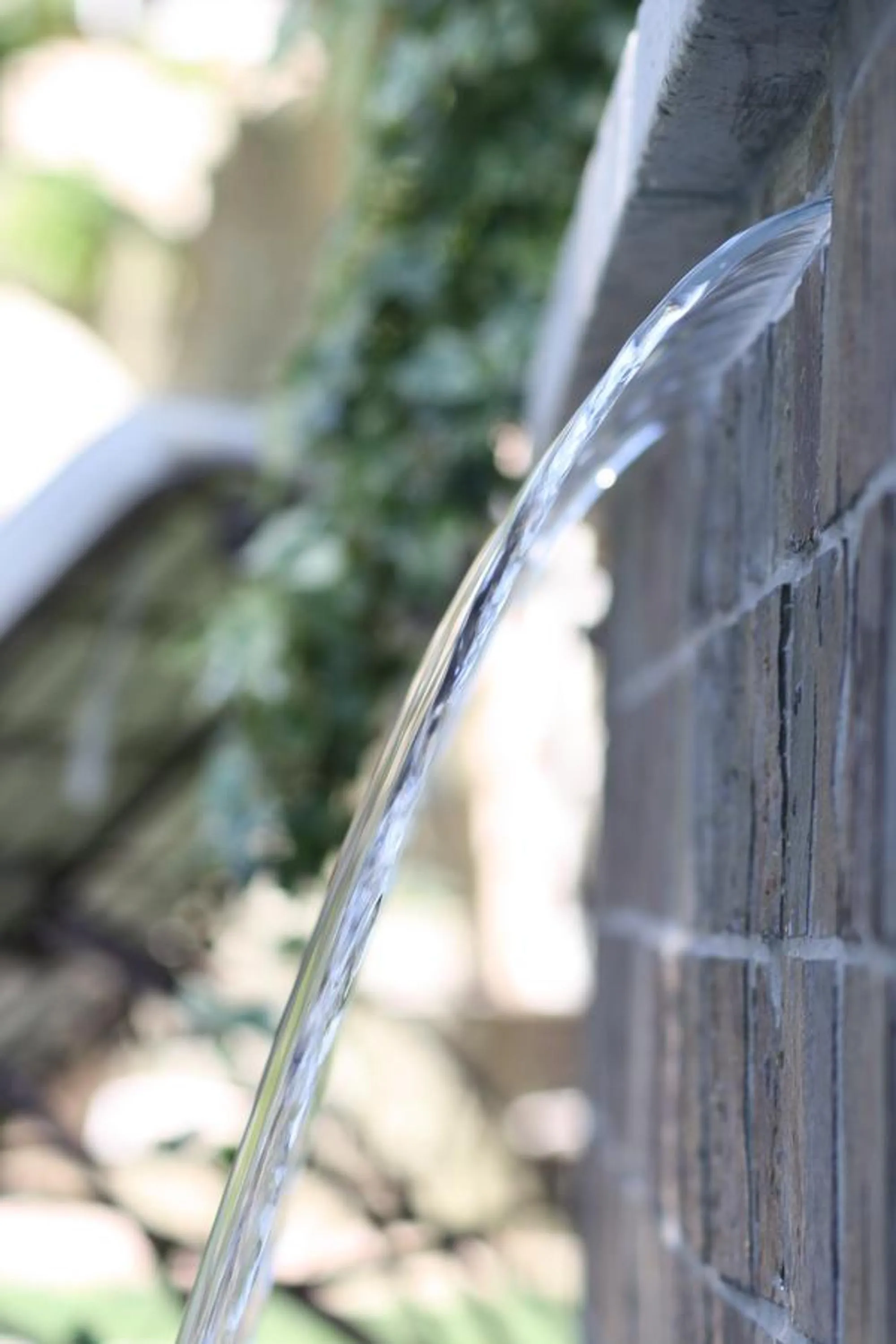 Swimming pool in L'Abri du Poète