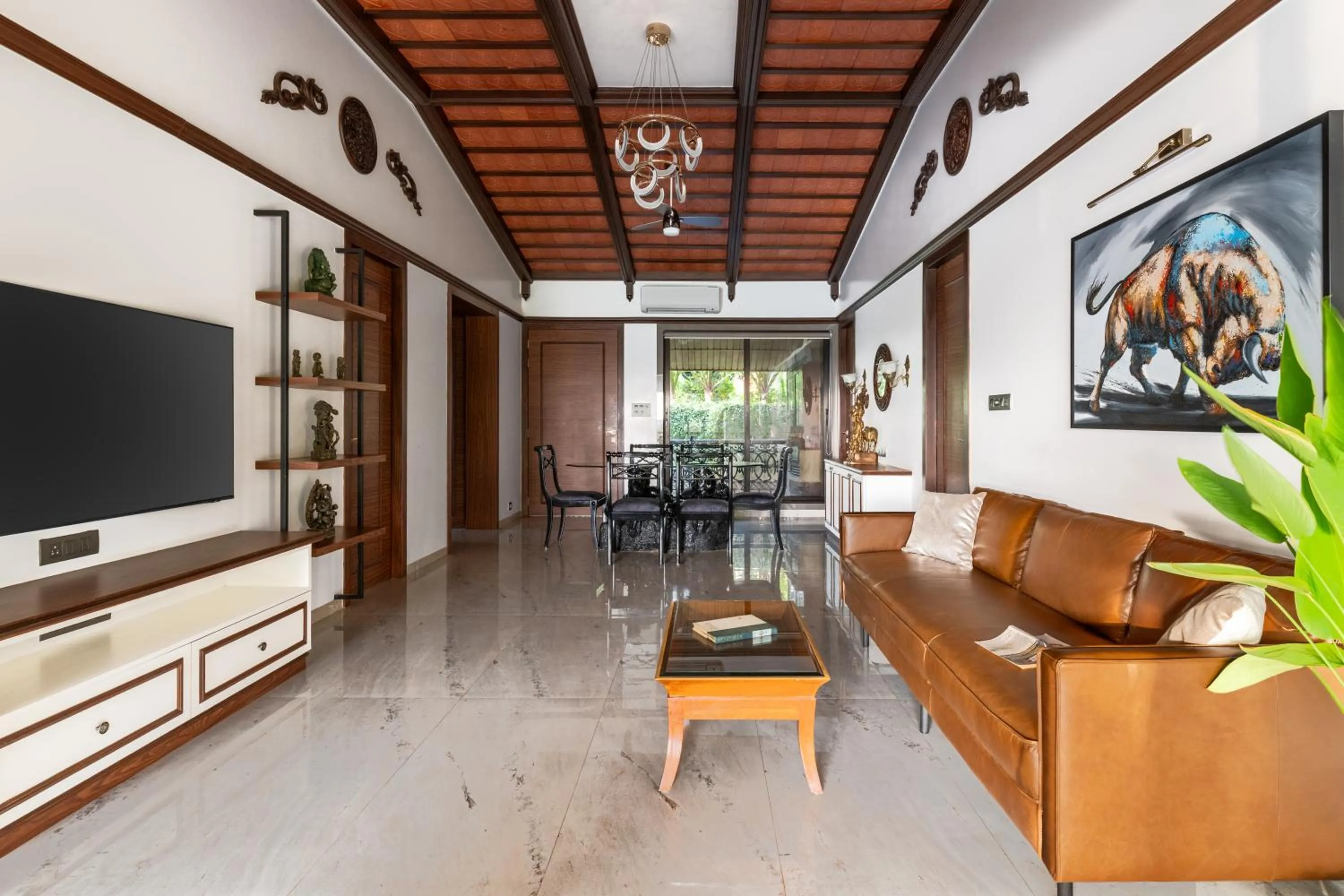 Communal lounge/ TV room in Energise Soul Retreat By ELIVAAS, Trimbakeshwar Nashik