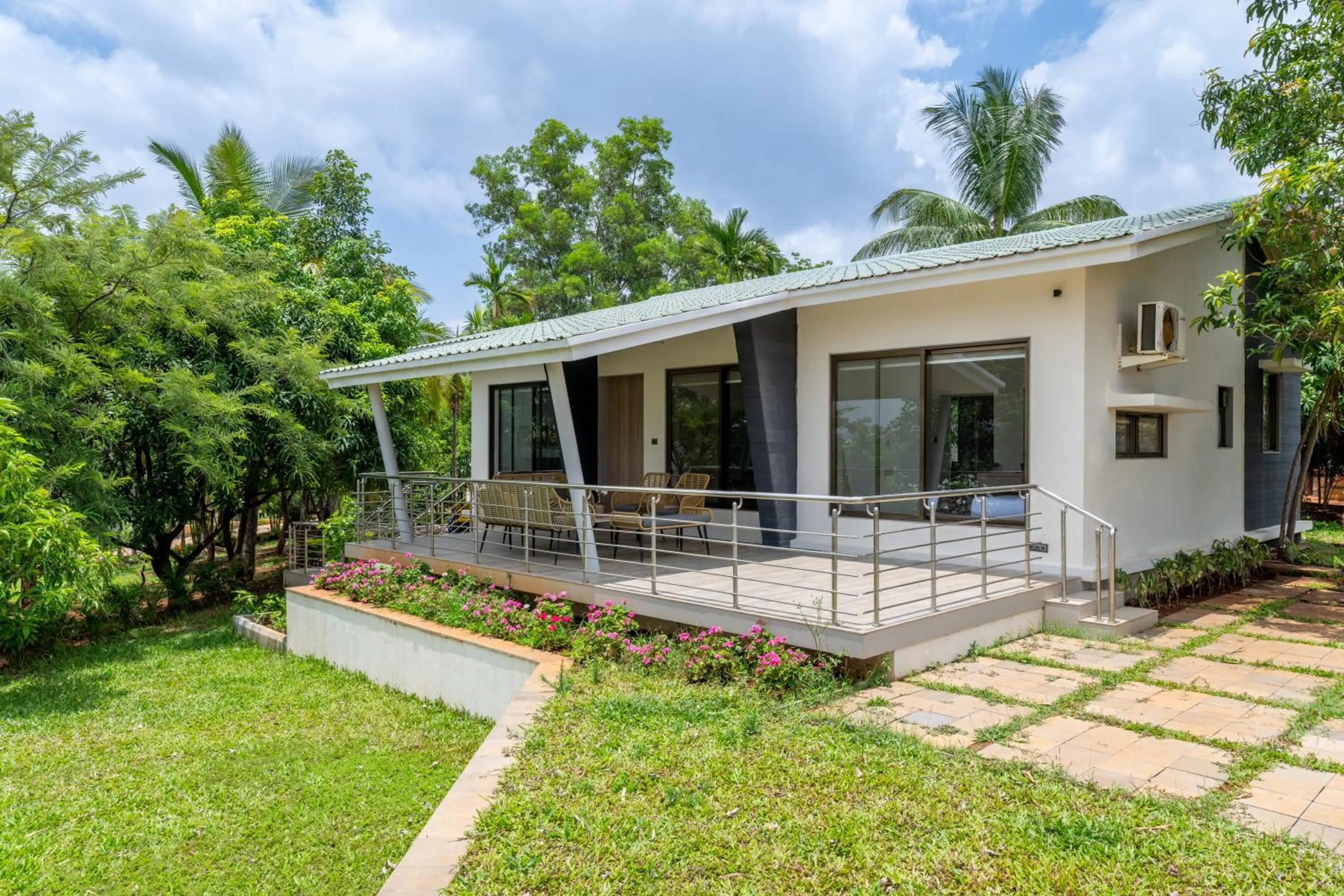 Garden view in Energise Soul Retreat By ELIVAAS, Trimbakeshwar Nashik