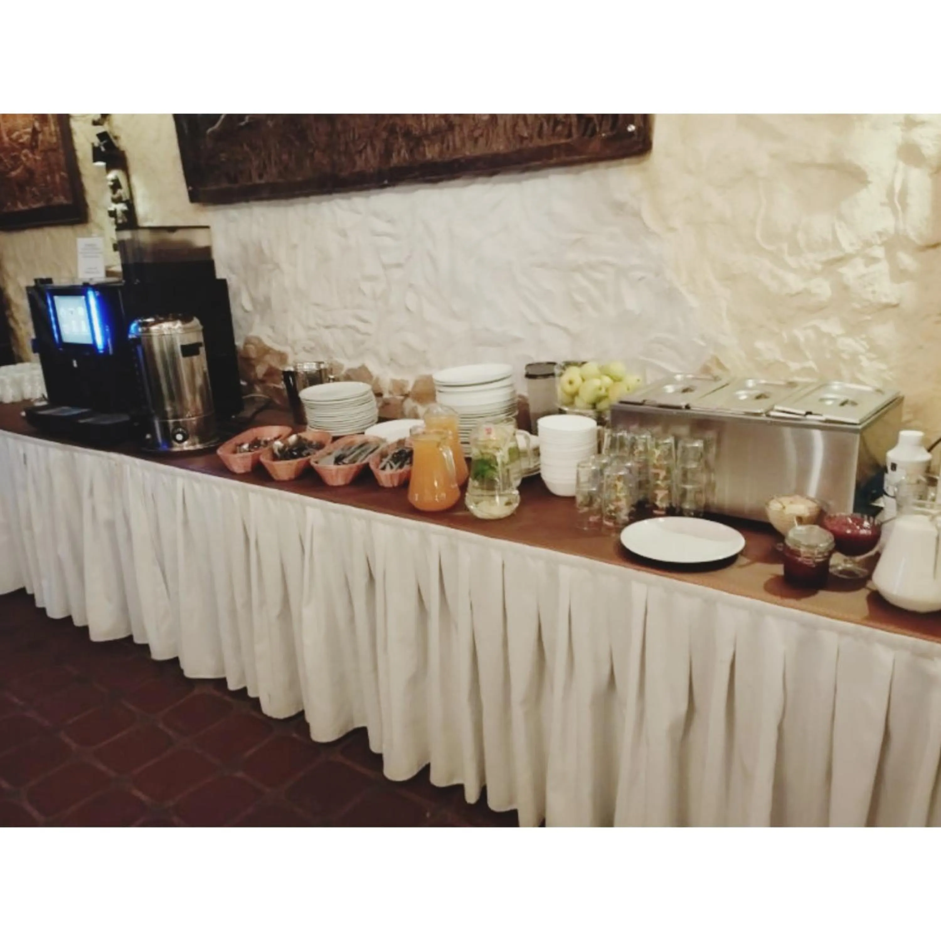 Buffet breakfast in Motel Tower