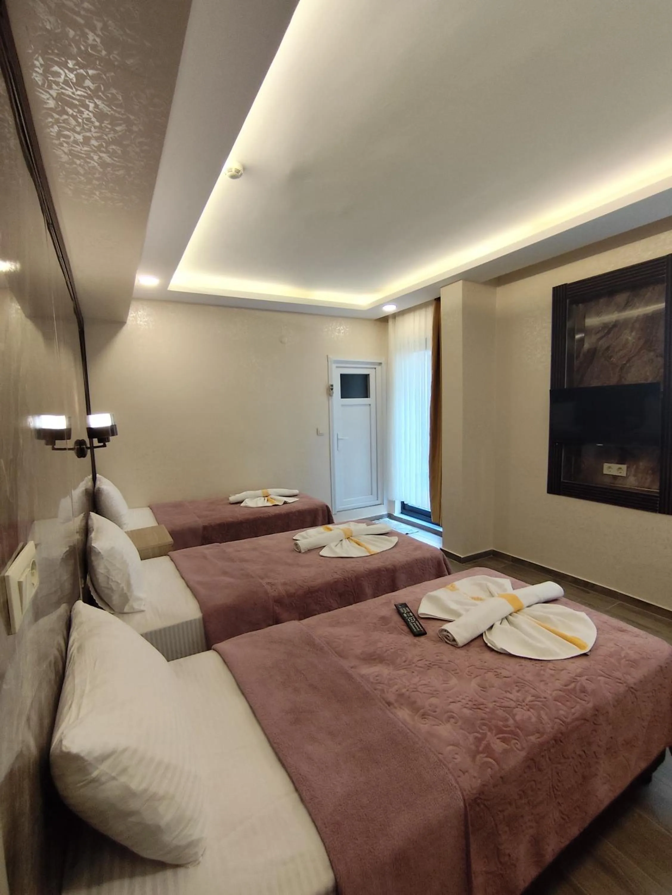 Bed in Öz Dünya Hotel