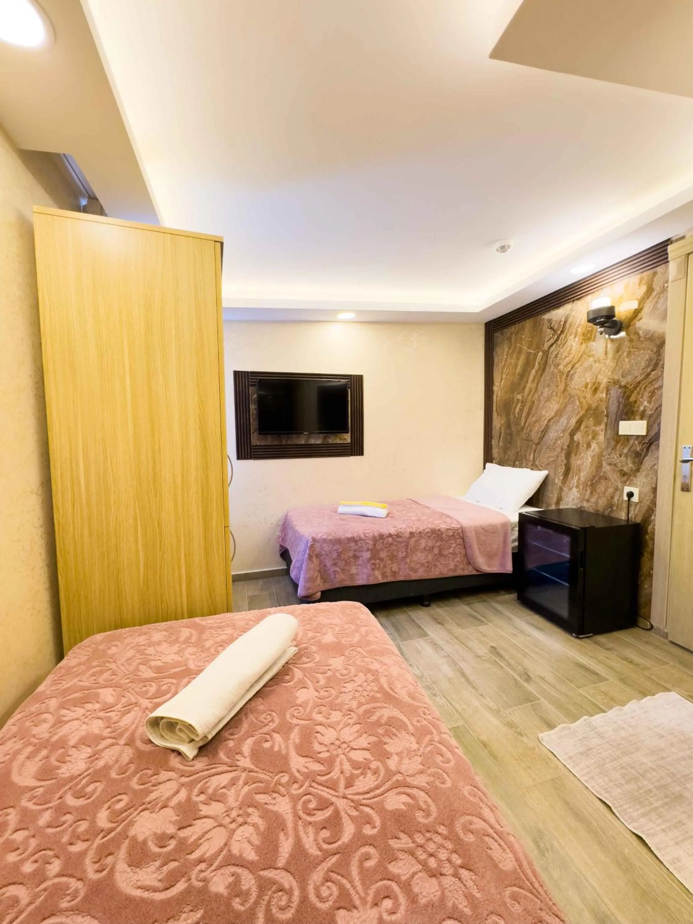 Bed in Öz Dünya Hotel