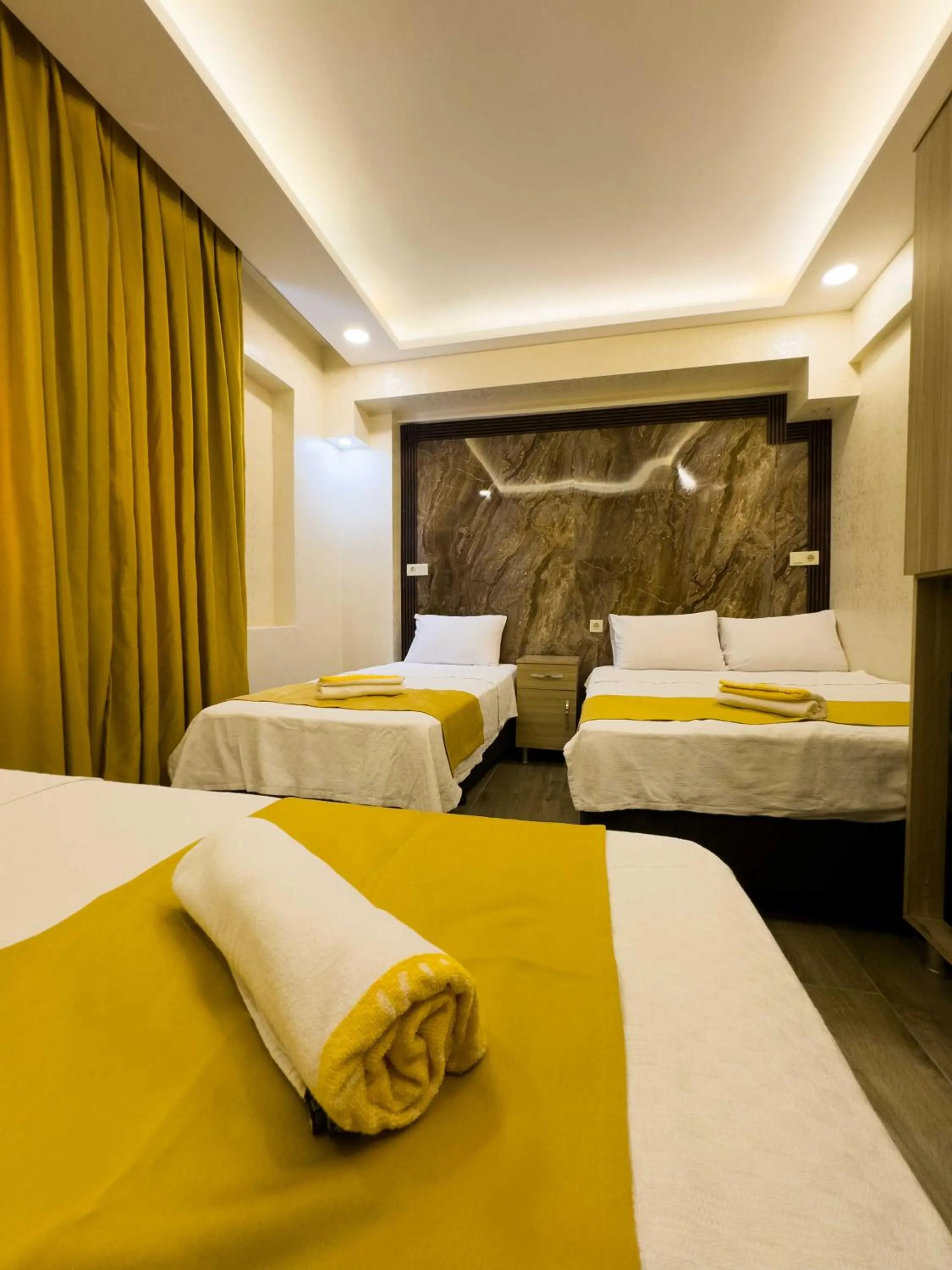 Bed in Öz Dünya Hotel