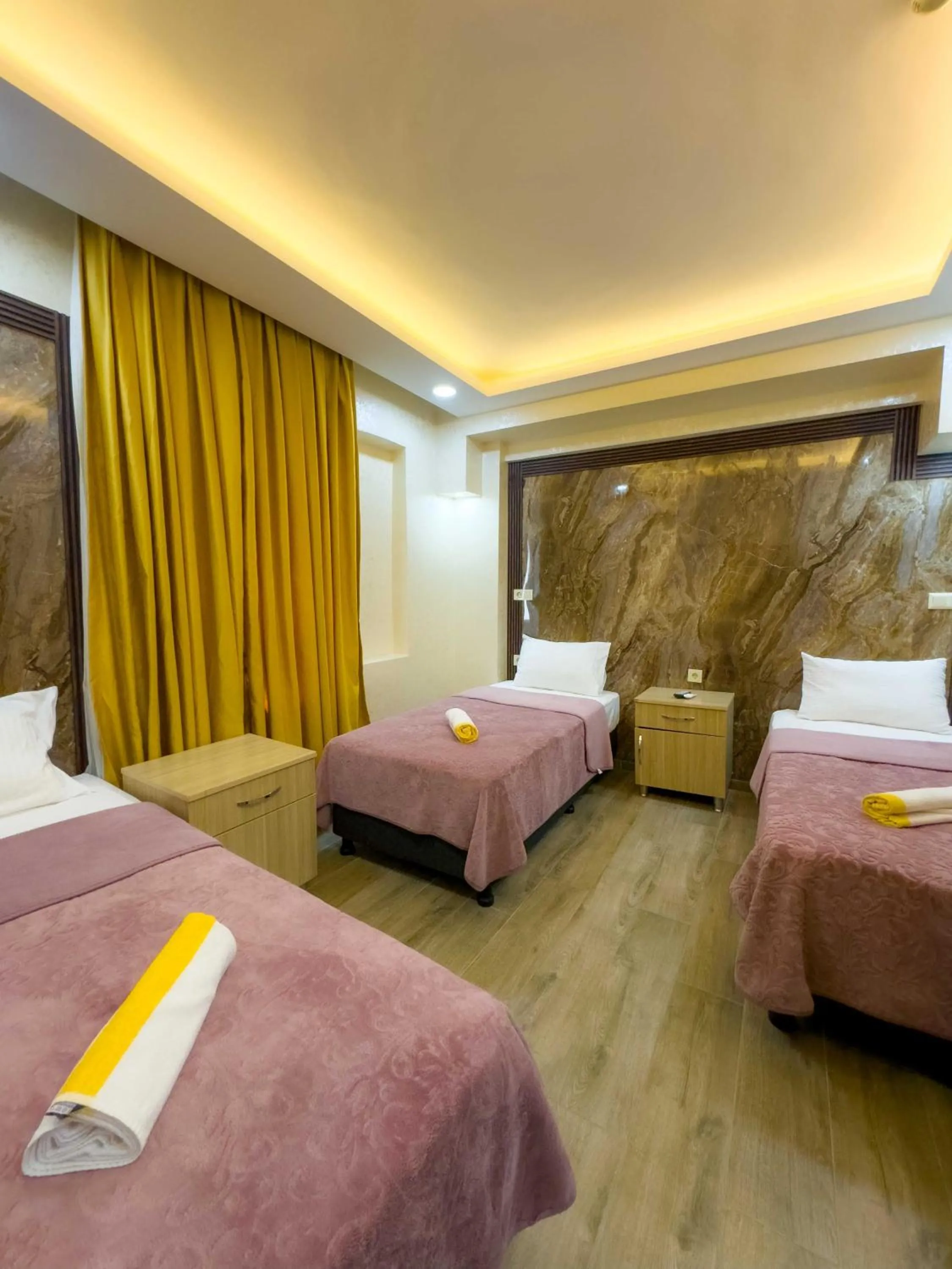 Bed in Öz Dünya Hotel