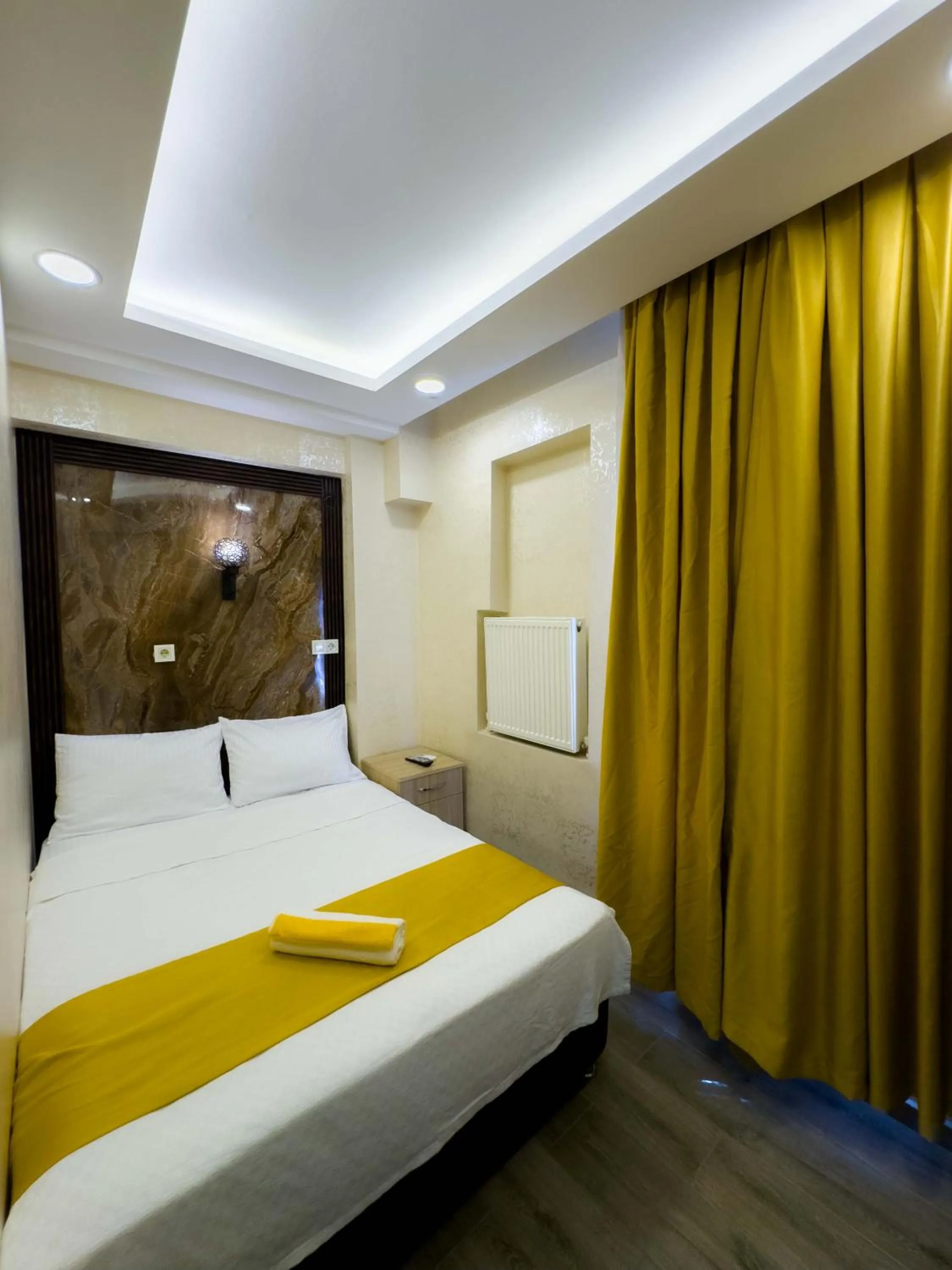 Bed in Öz Dünya Hotel