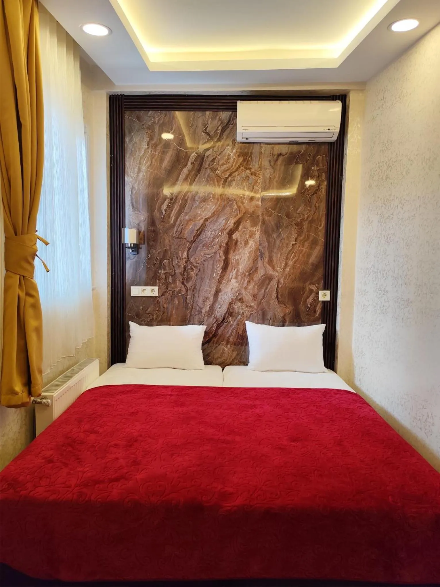 Bed in Öz Dünya Hotel