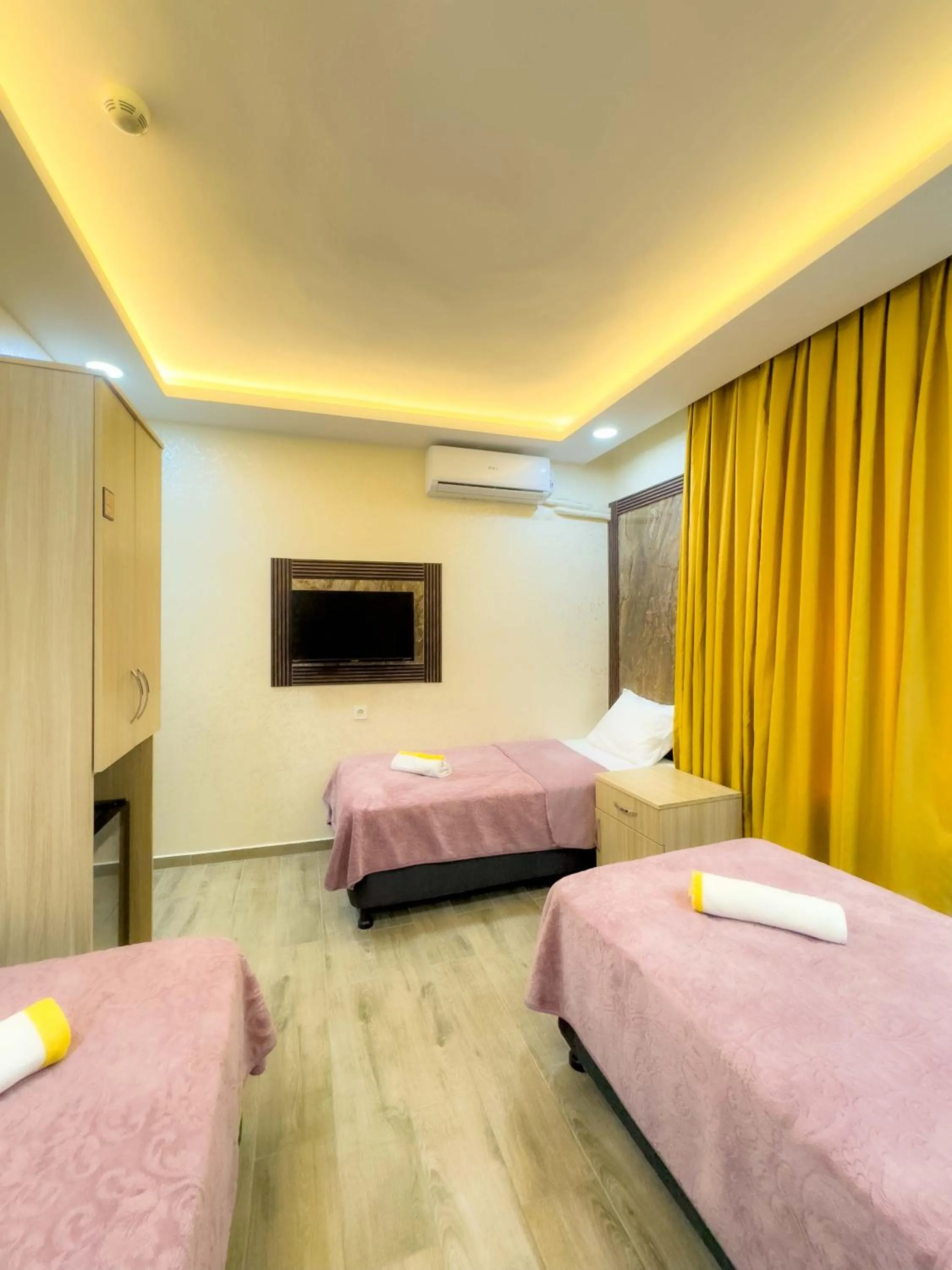 Bed in Öz Dünya Hotel