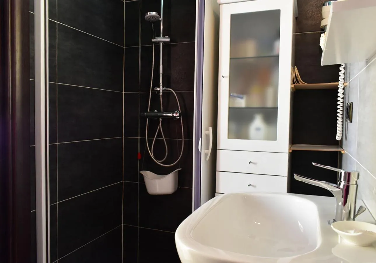 Bathroom in B&B Arcobaleno