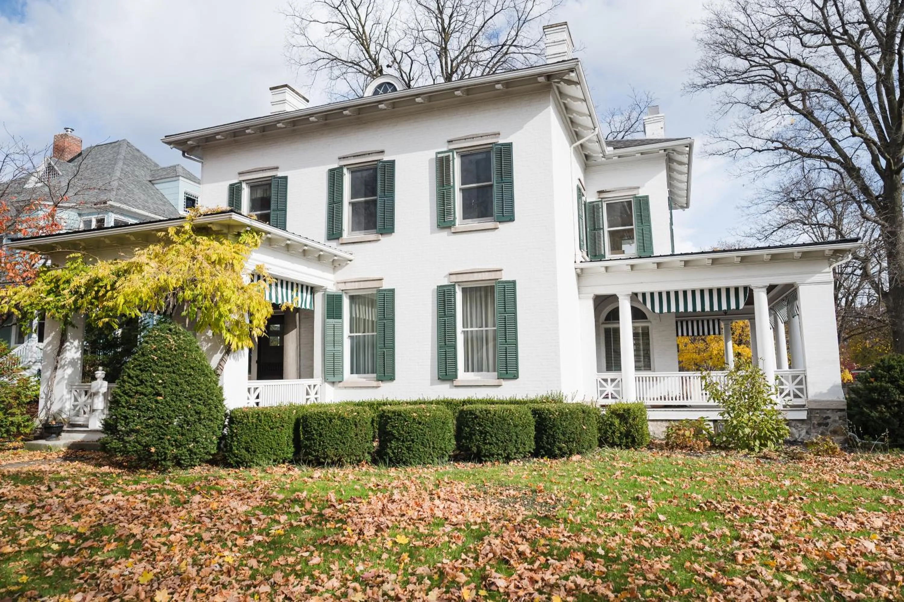 Property building in Canandaigua Guesthouse