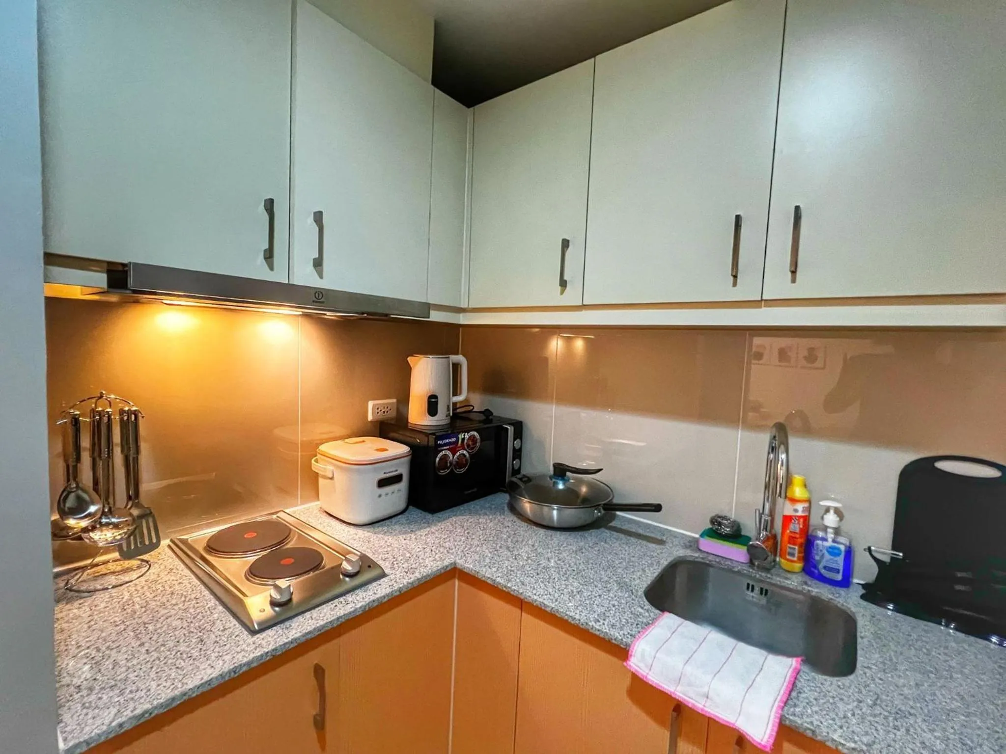 EG Private House -BGC UPTOWN