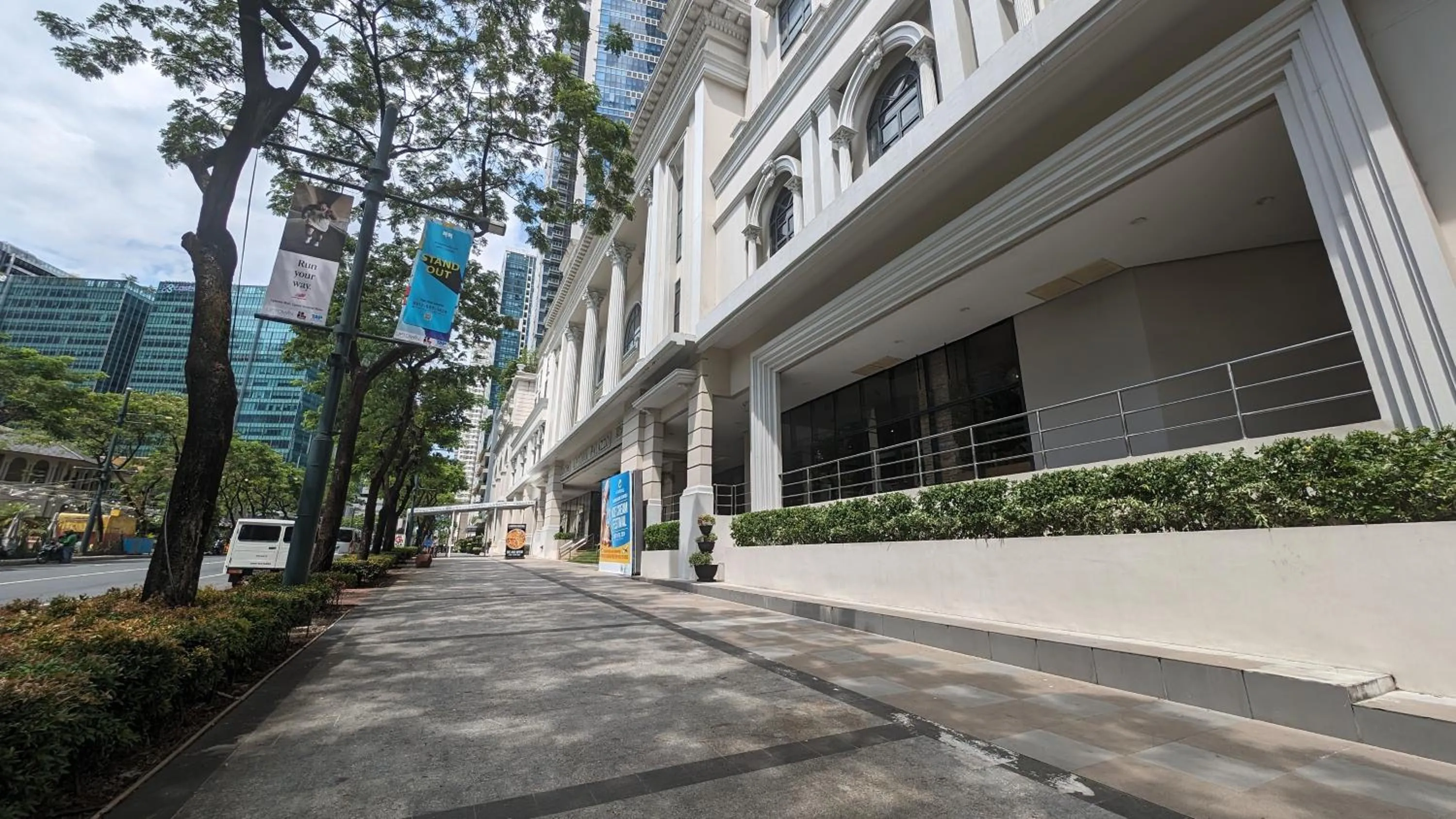 Property building in EG Private House -BGC UPTOWN
