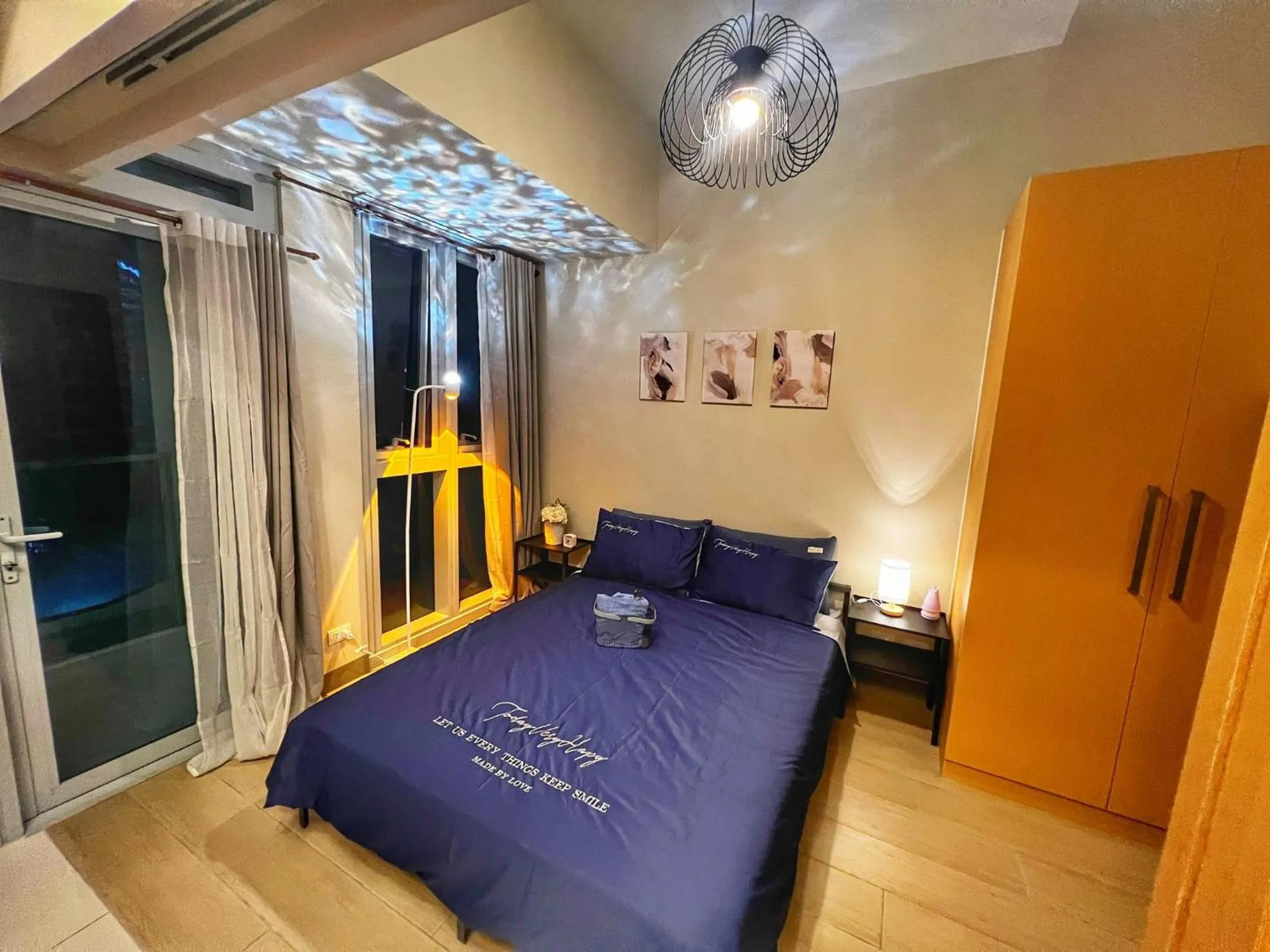 Bed in EG Private House -BGC UPTOWN