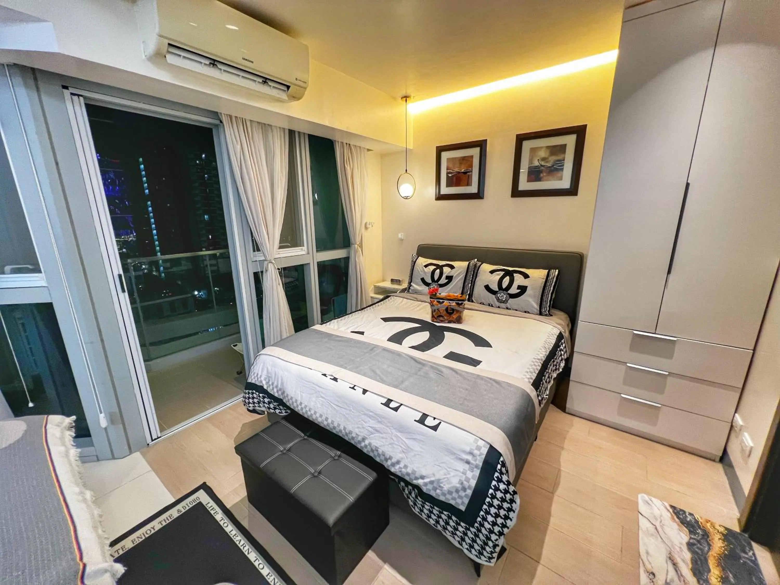 Bed in EG Private House -BGC UPTOWN