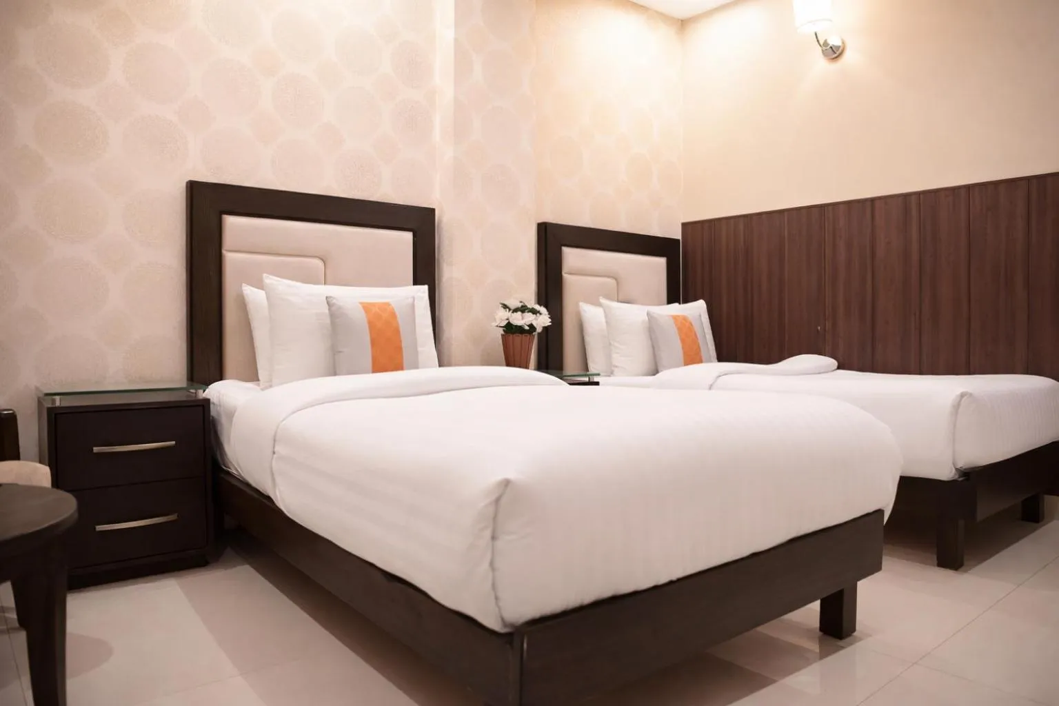 Bed in Best Western Faisalabad