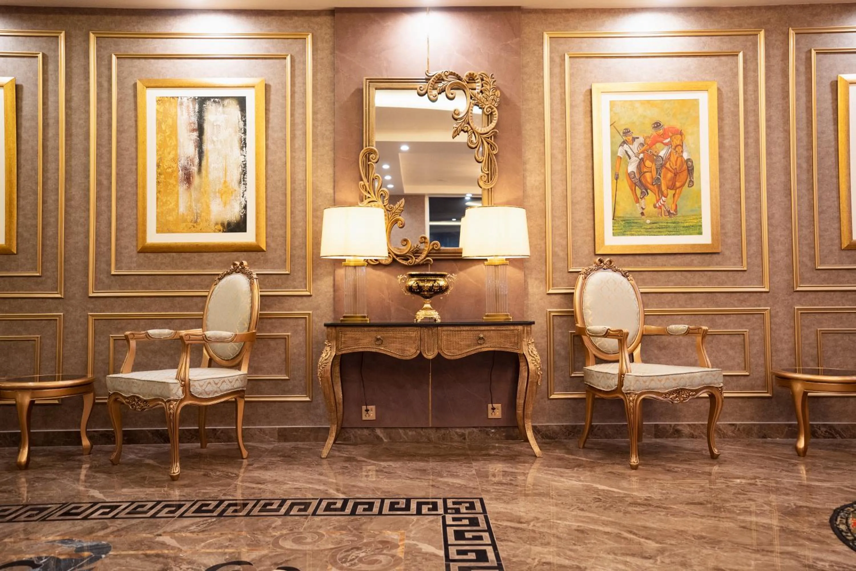 Lobby or reception in Best Western Faisalabad