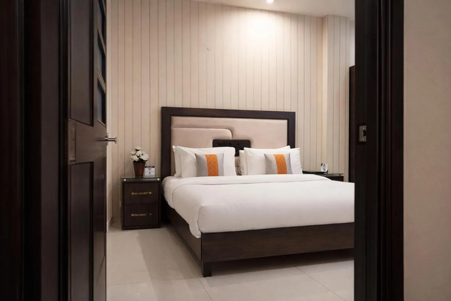 Bed in Best Western Faisalabad