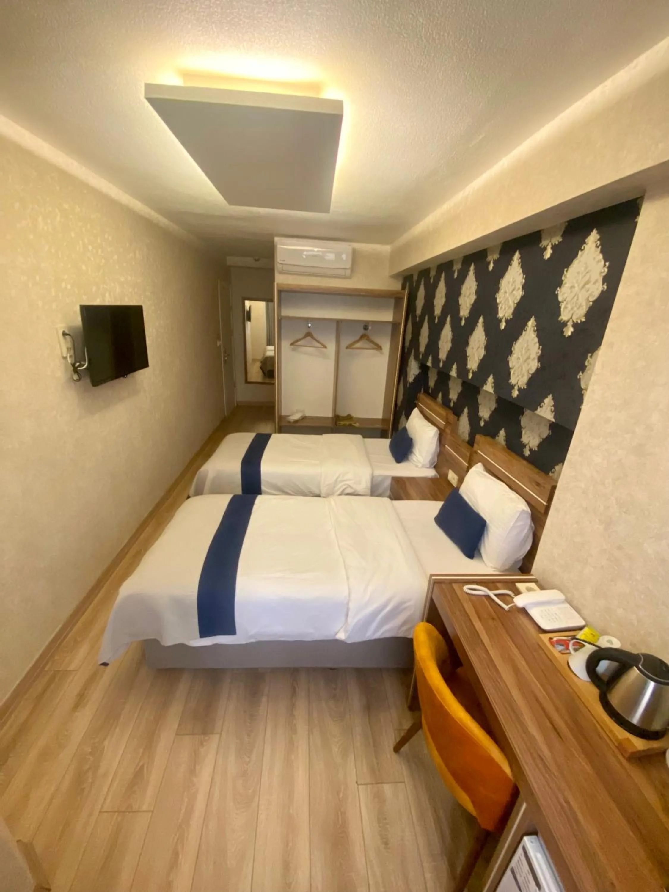 Bed in Era Palace Hotel