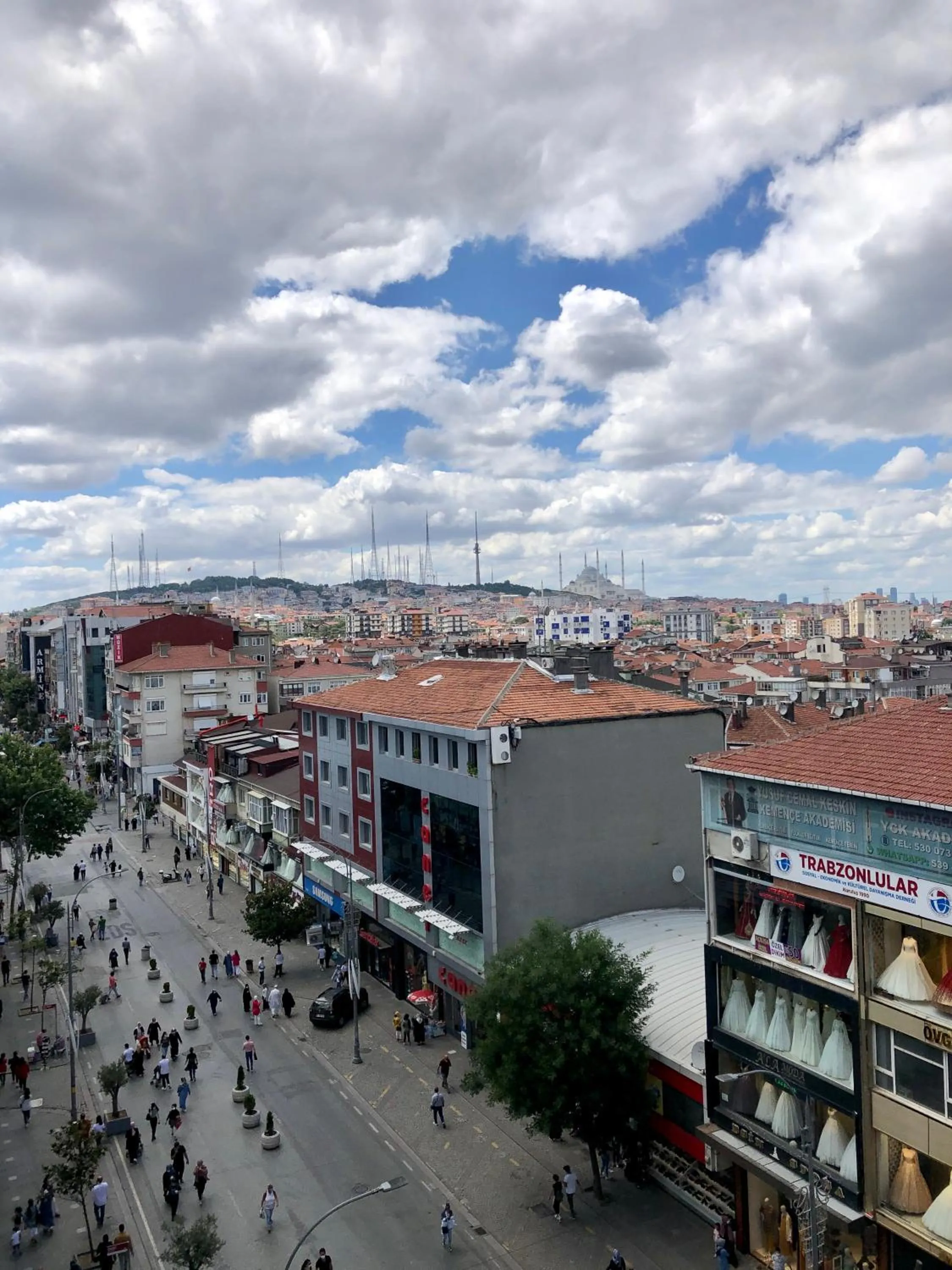 Restaurant/places to eat in Era Palace Hotel