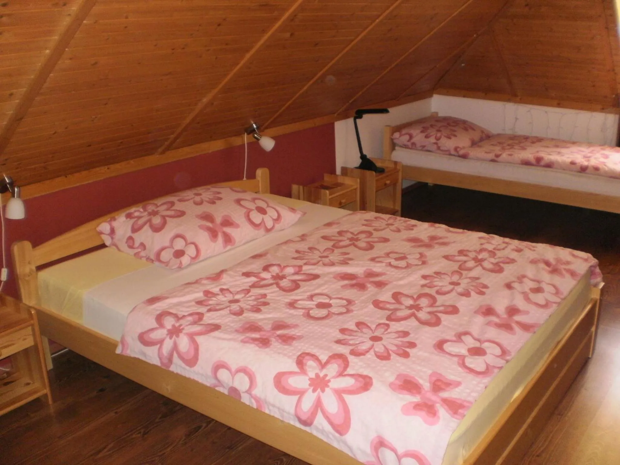 Bedroom, Bed in Privat Buk 100