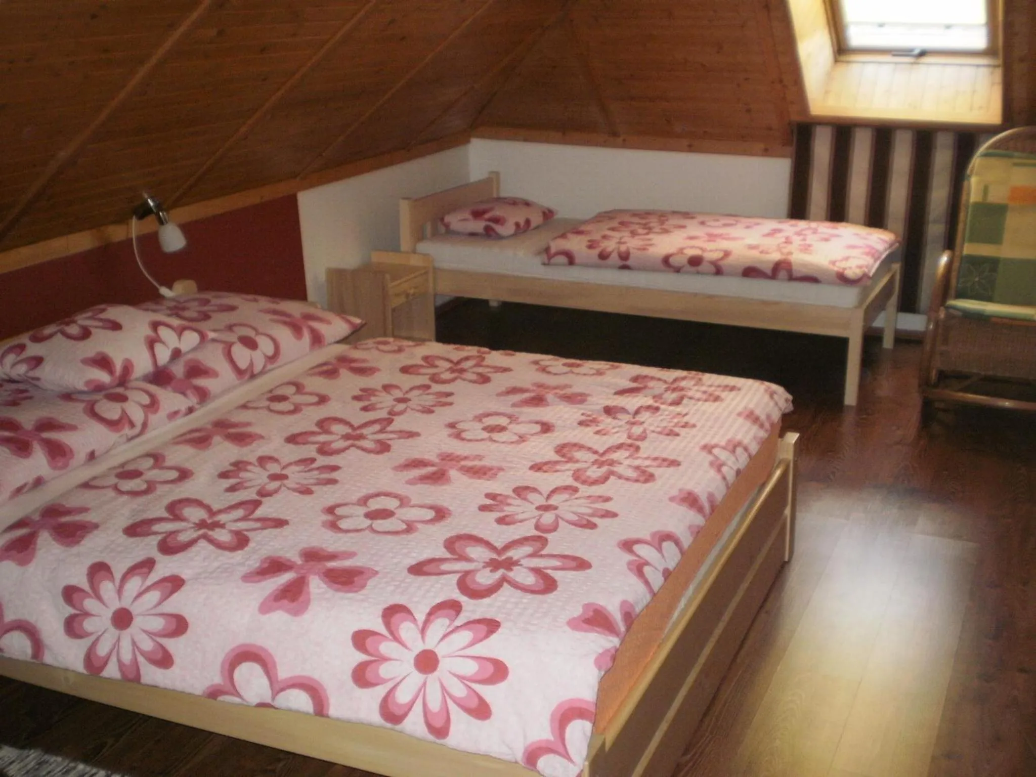 Bedroom, Bed in Privat Buk 100