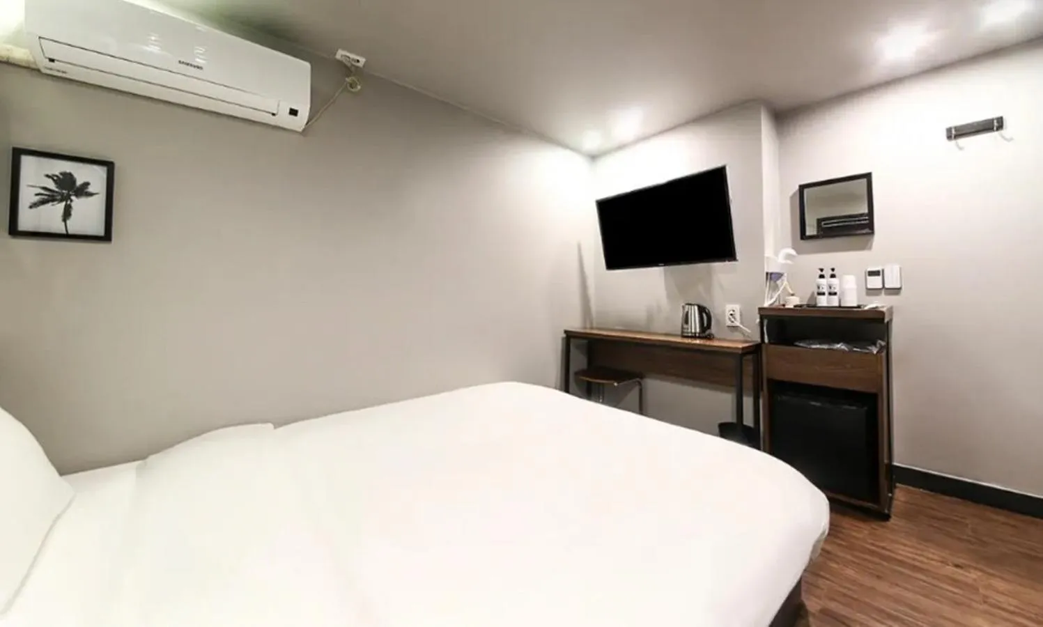 Bed in No 25 Hotel Gwangan