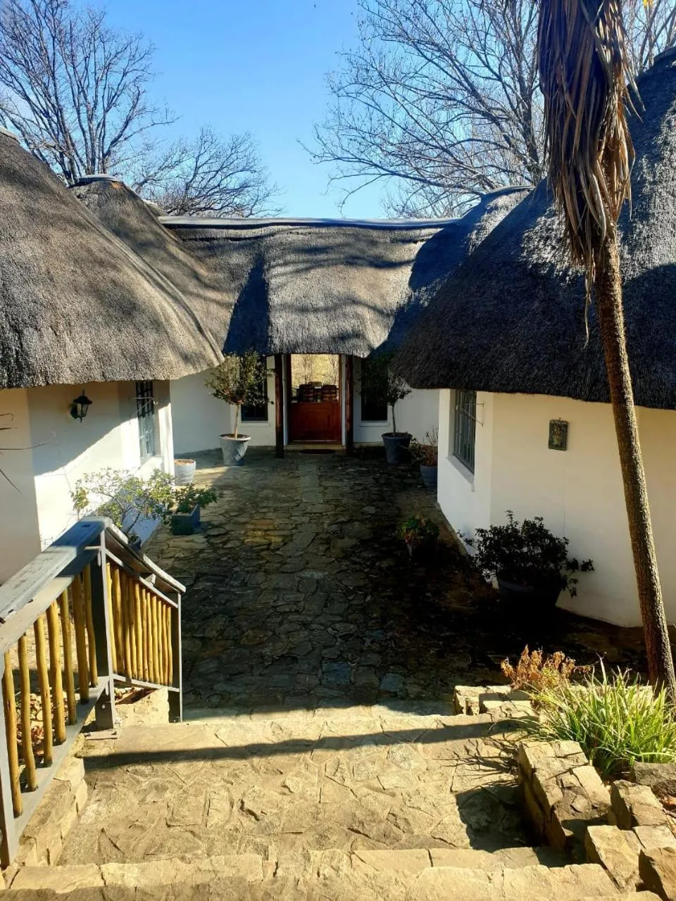 Property building in Waterford Manor