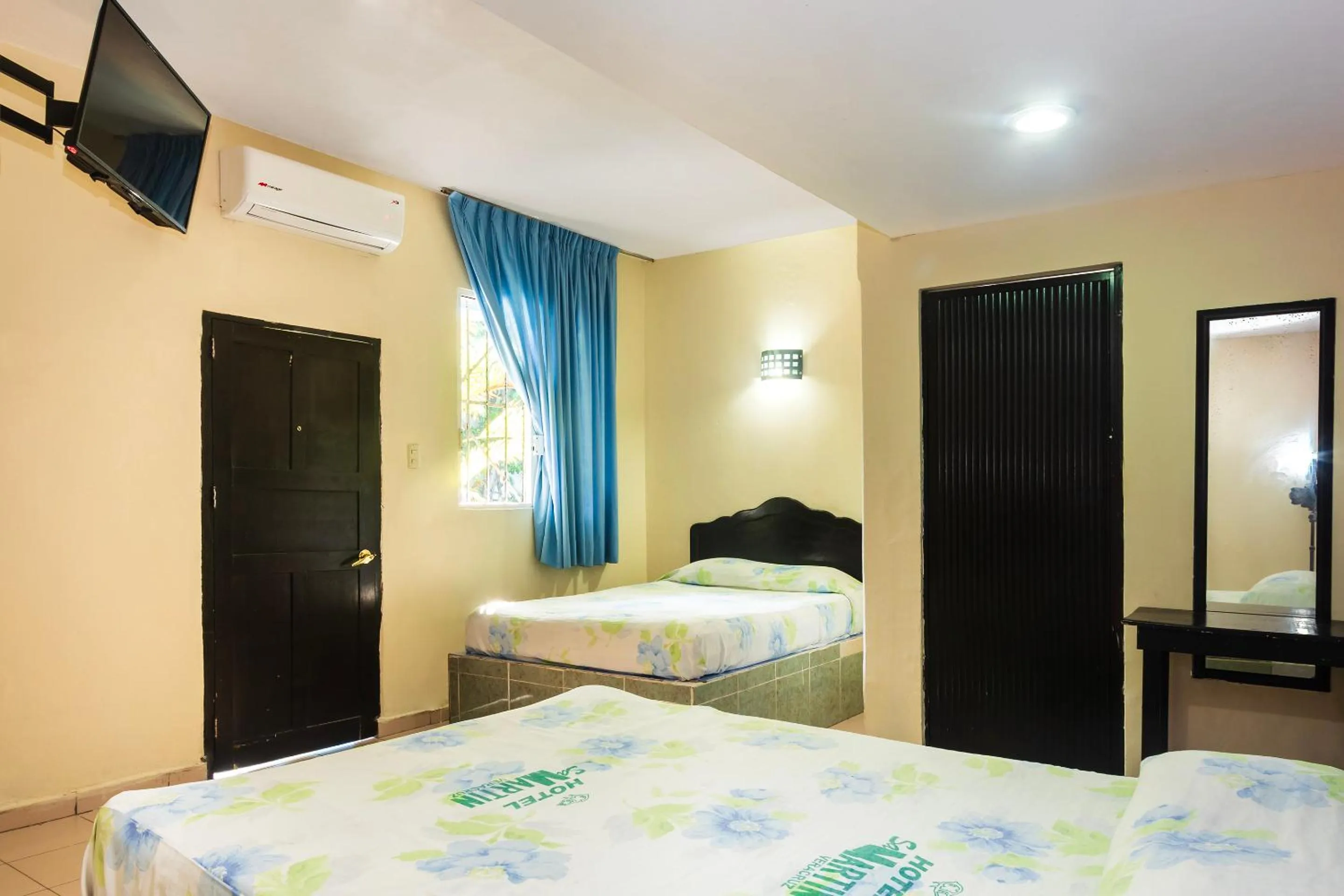 Deluxe Double Room in OYO Hotel San Martin