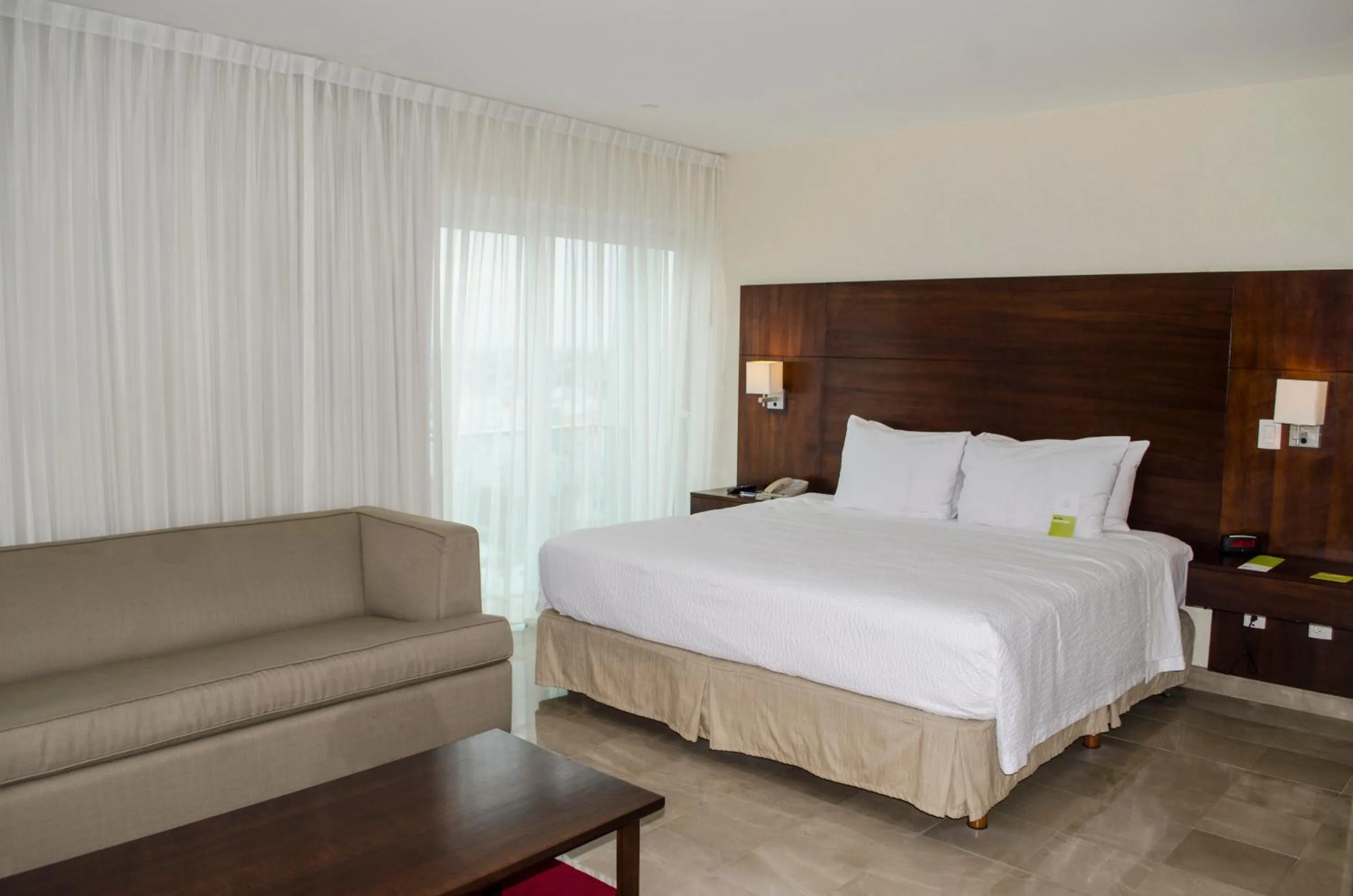 Bed in Four Points by Sheraton Veracruz