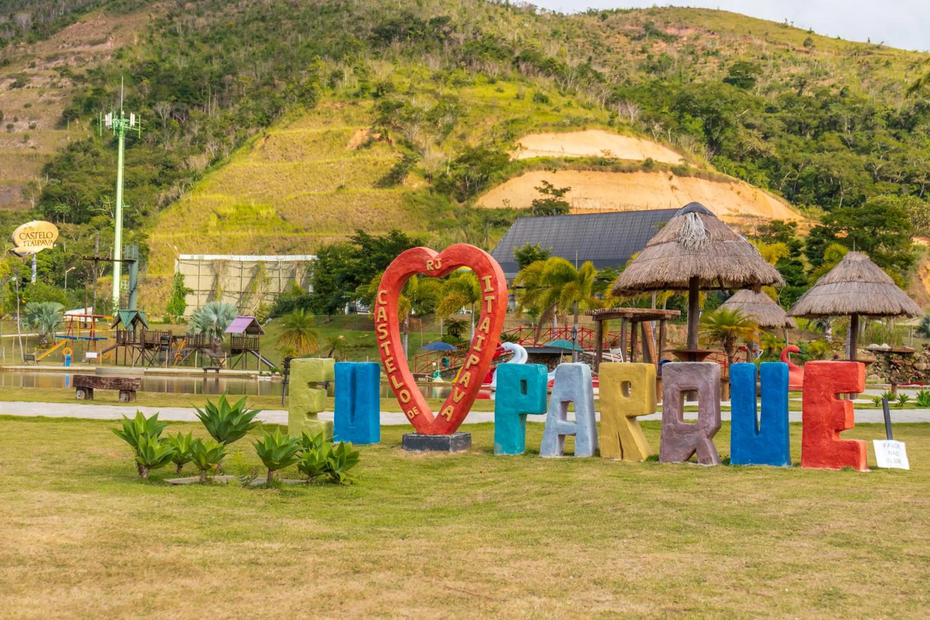 Facade/entrance in Castelo de Itaipava - Hotel, Eventos e Gastronomia