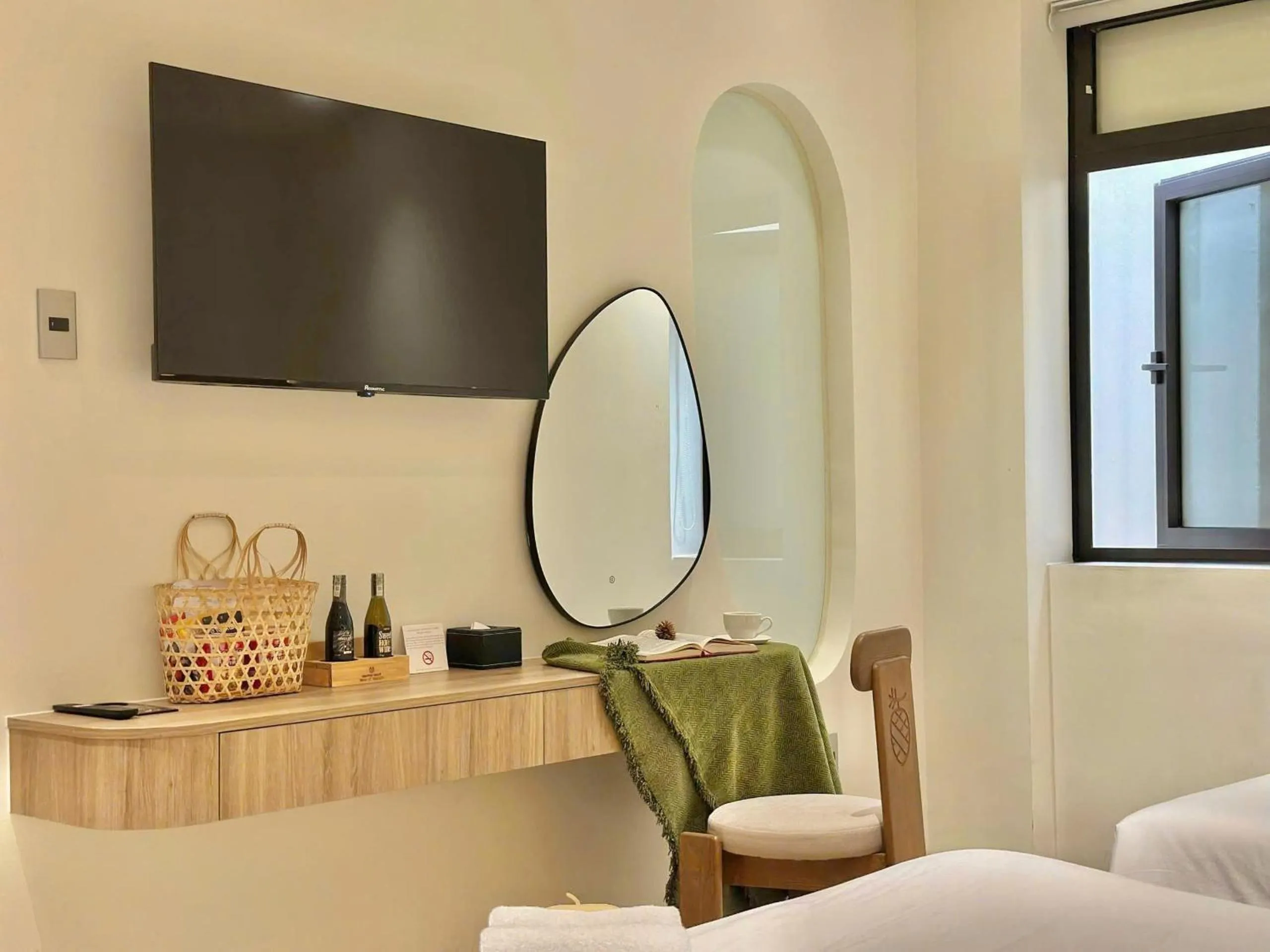 TV and multimedia, Bed in Túi Ba Gang Central Hotel