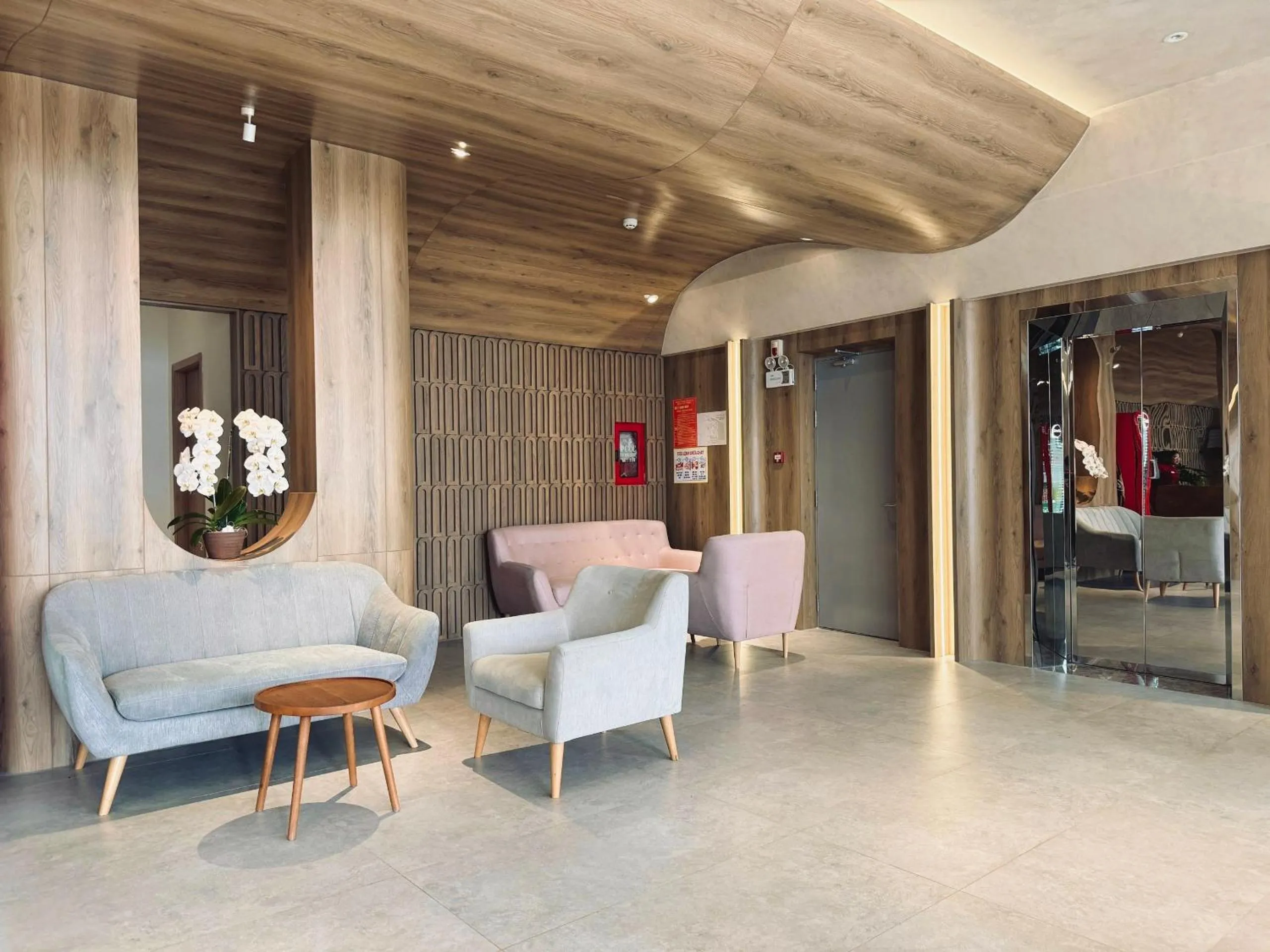 Property building in Túi Ba Gang Central Hotel