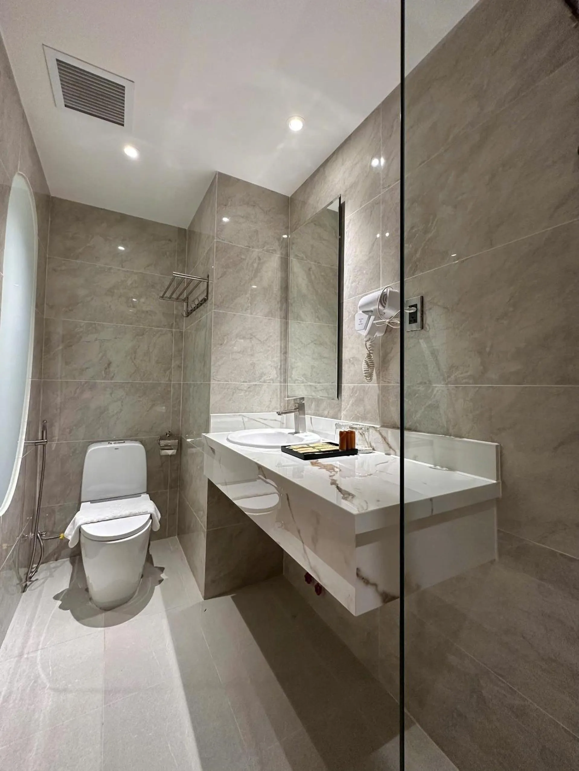 Bathroom in Túi Ba Gang Central Hotel