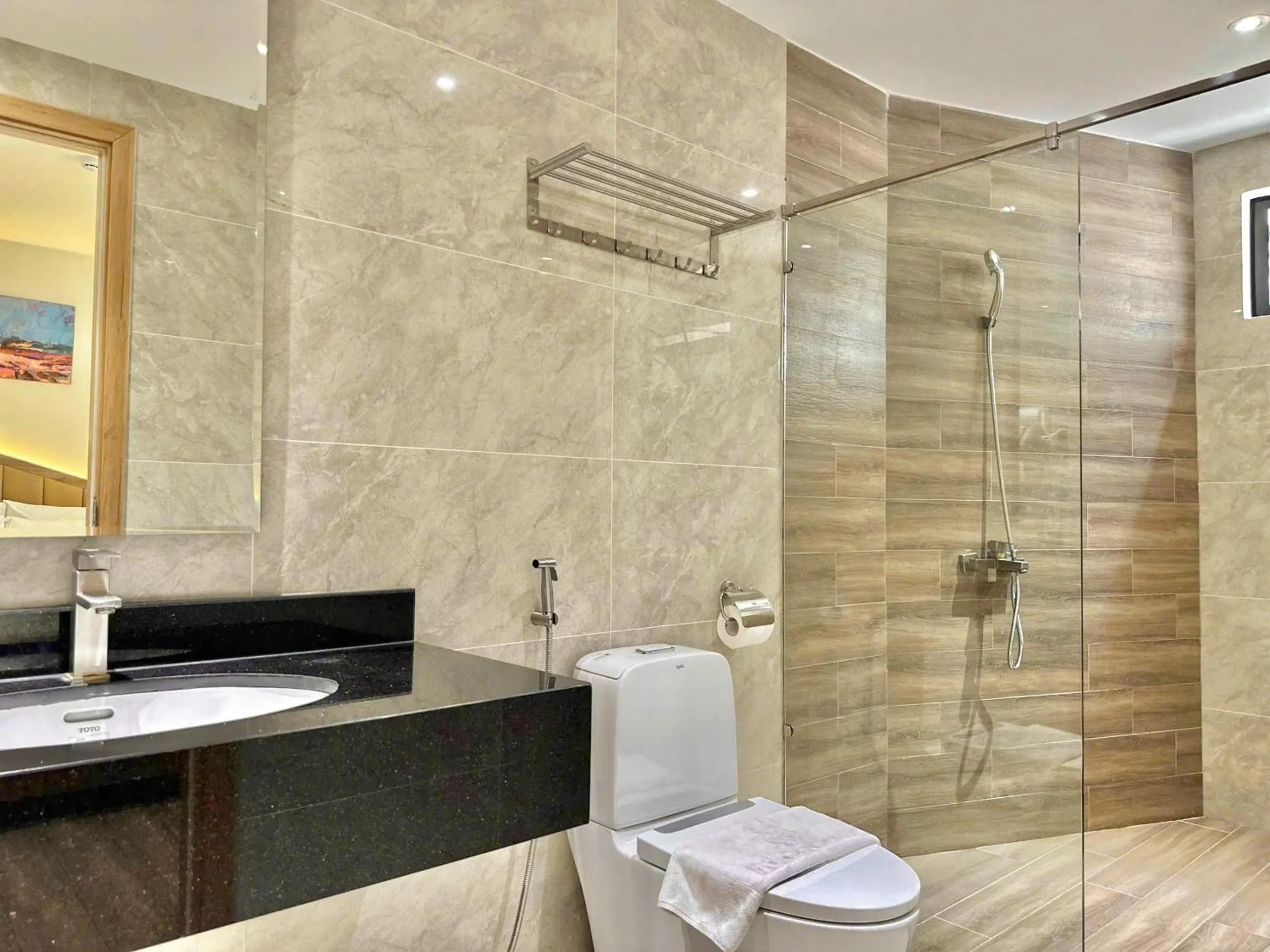 Shower in Túi Ba Gang Central Hotel