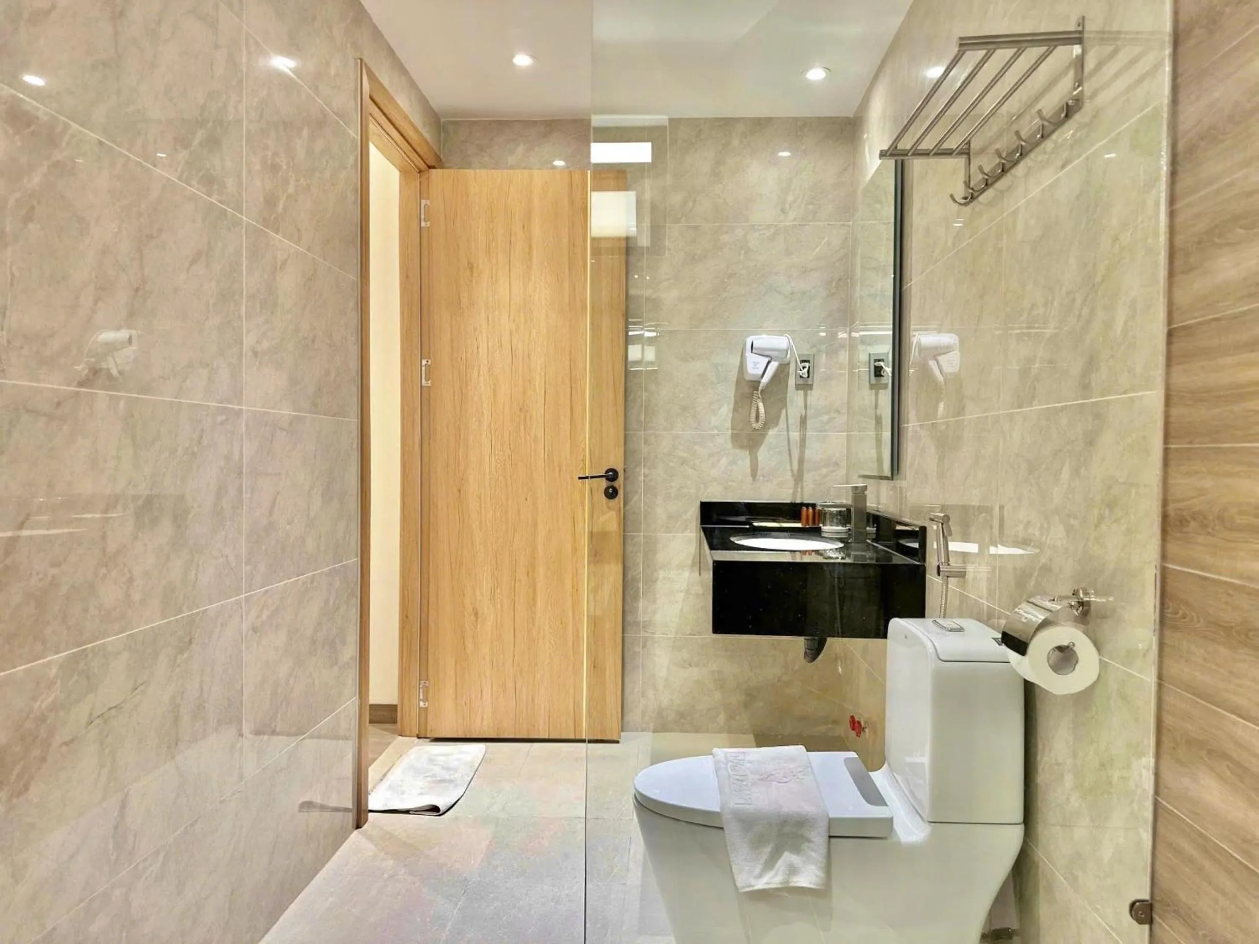 Bathroom in Túi Ba Gang Central Hotel