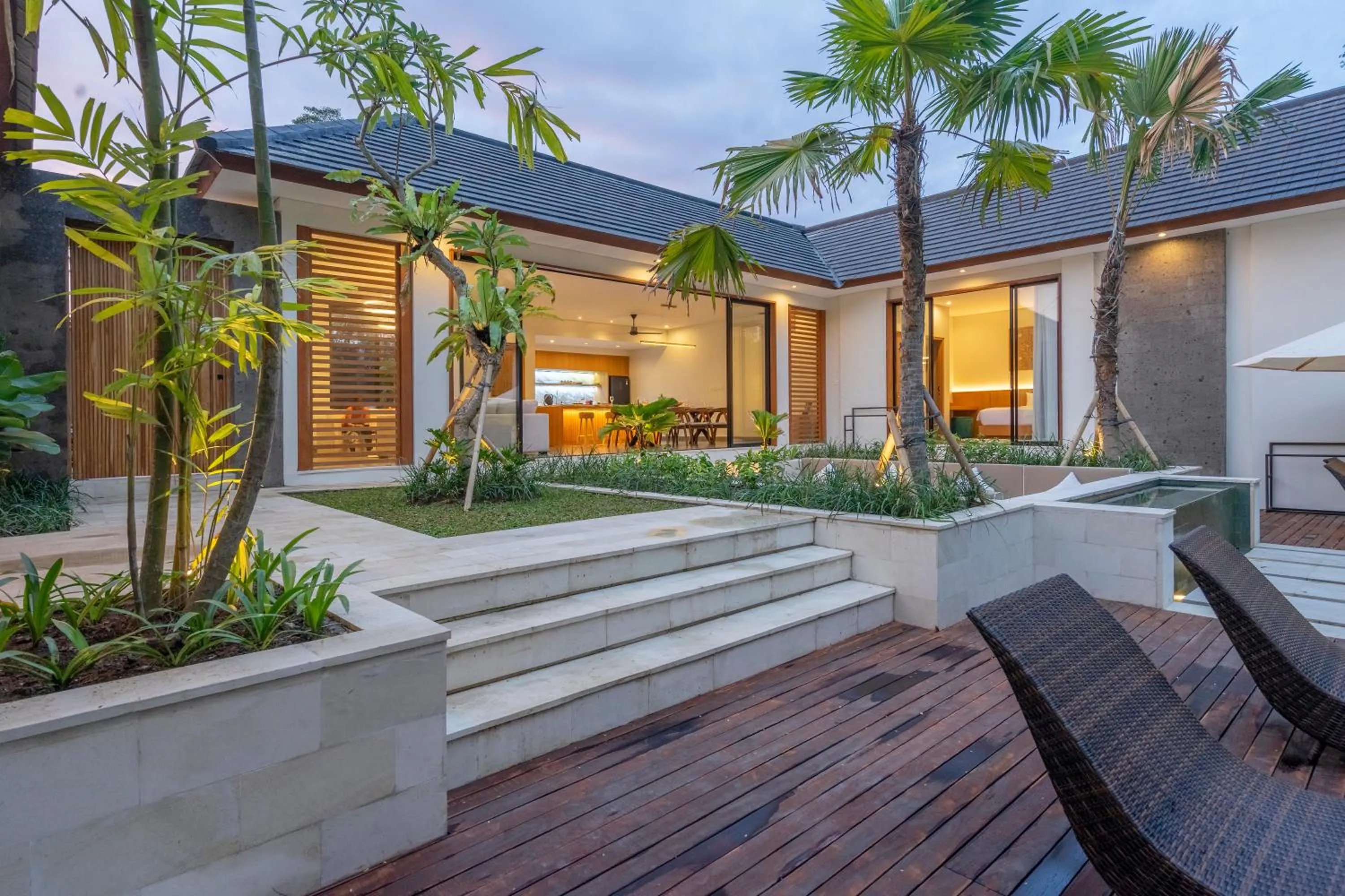 Property building in Villa Talun by GORO