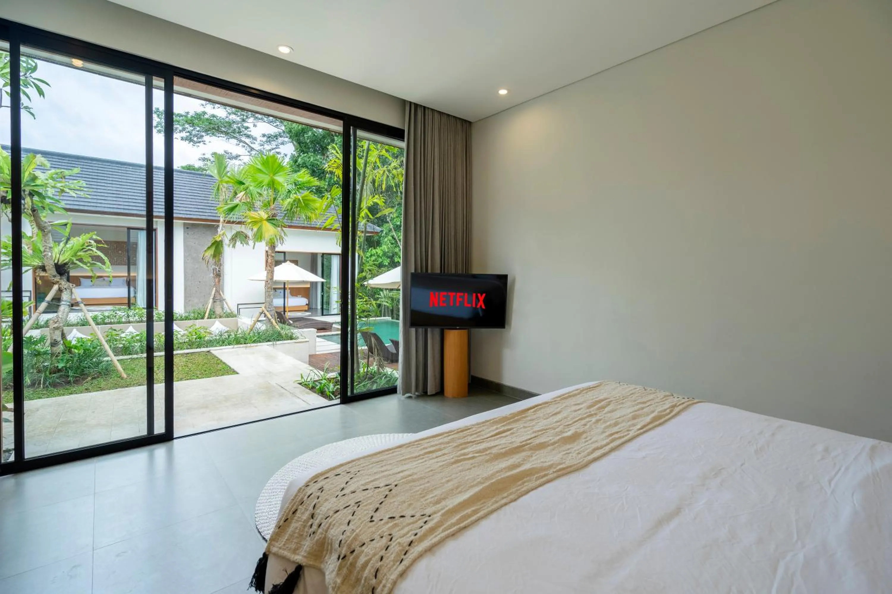 Bed in Villa Talun by GORO