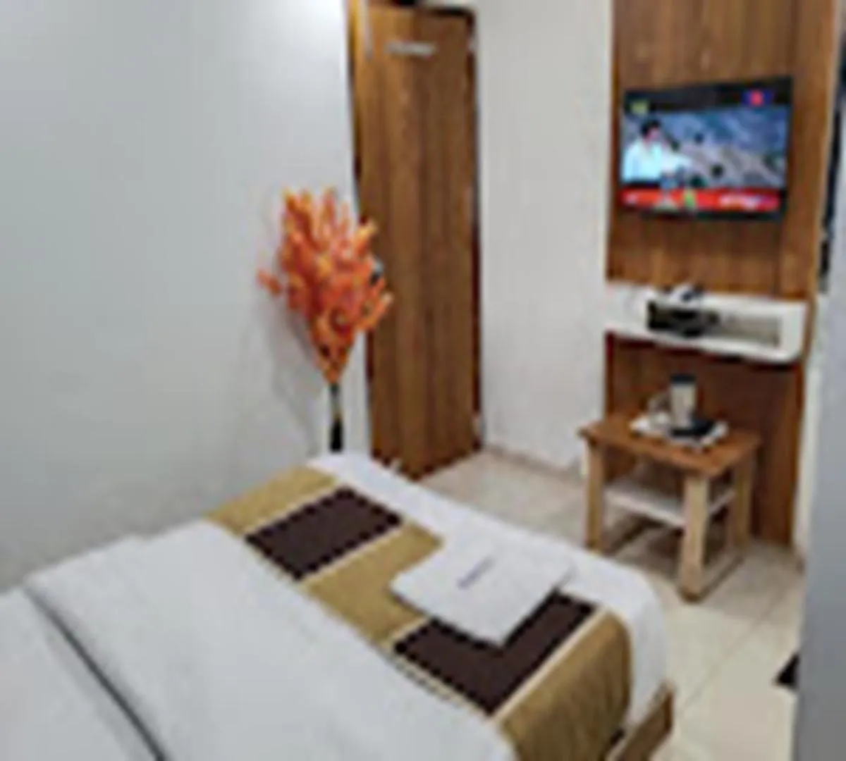 TV and multimedia in Galaxy Inn Hotel