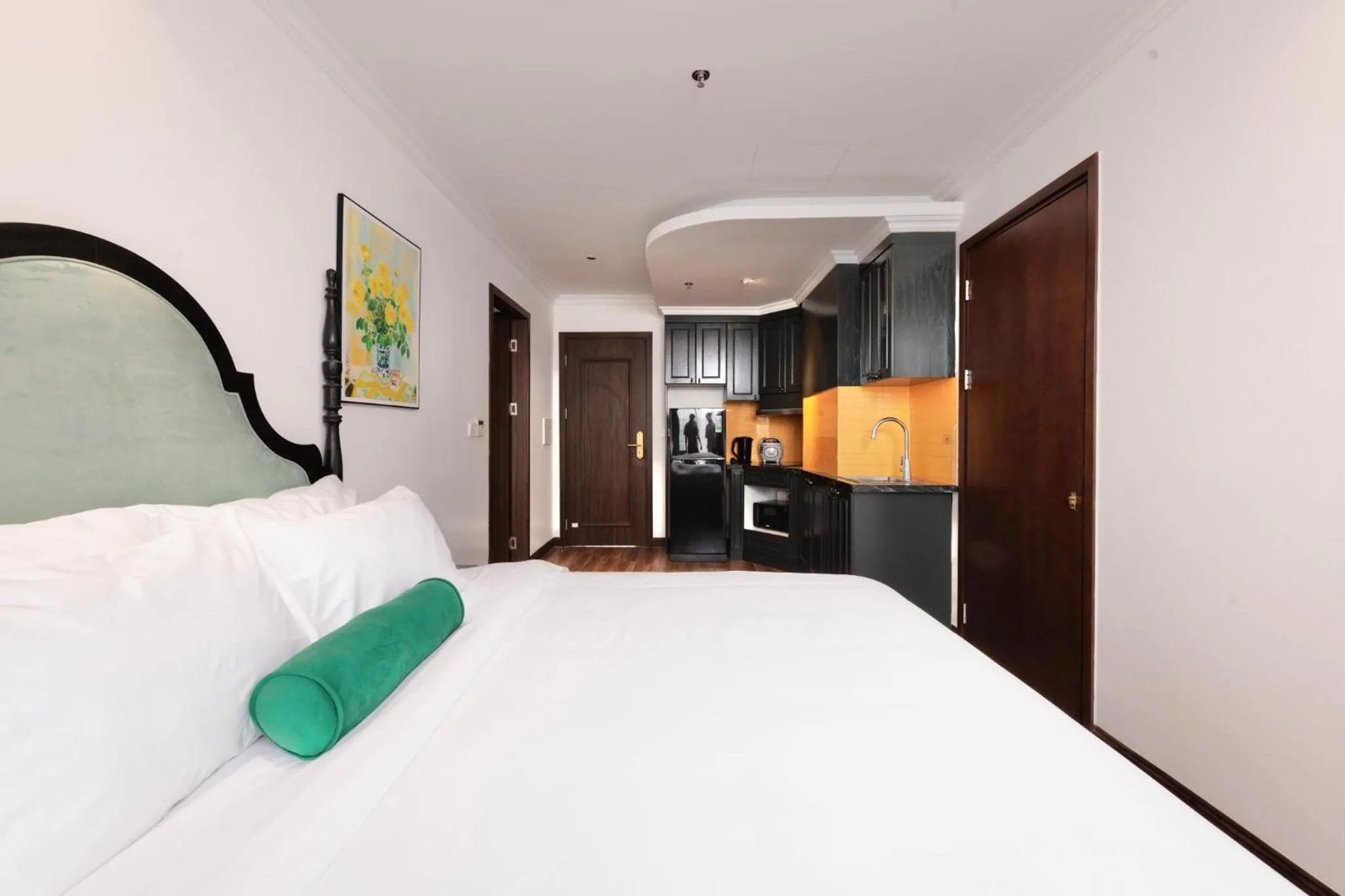 kitchen, Bed in Eli Rina Hotel