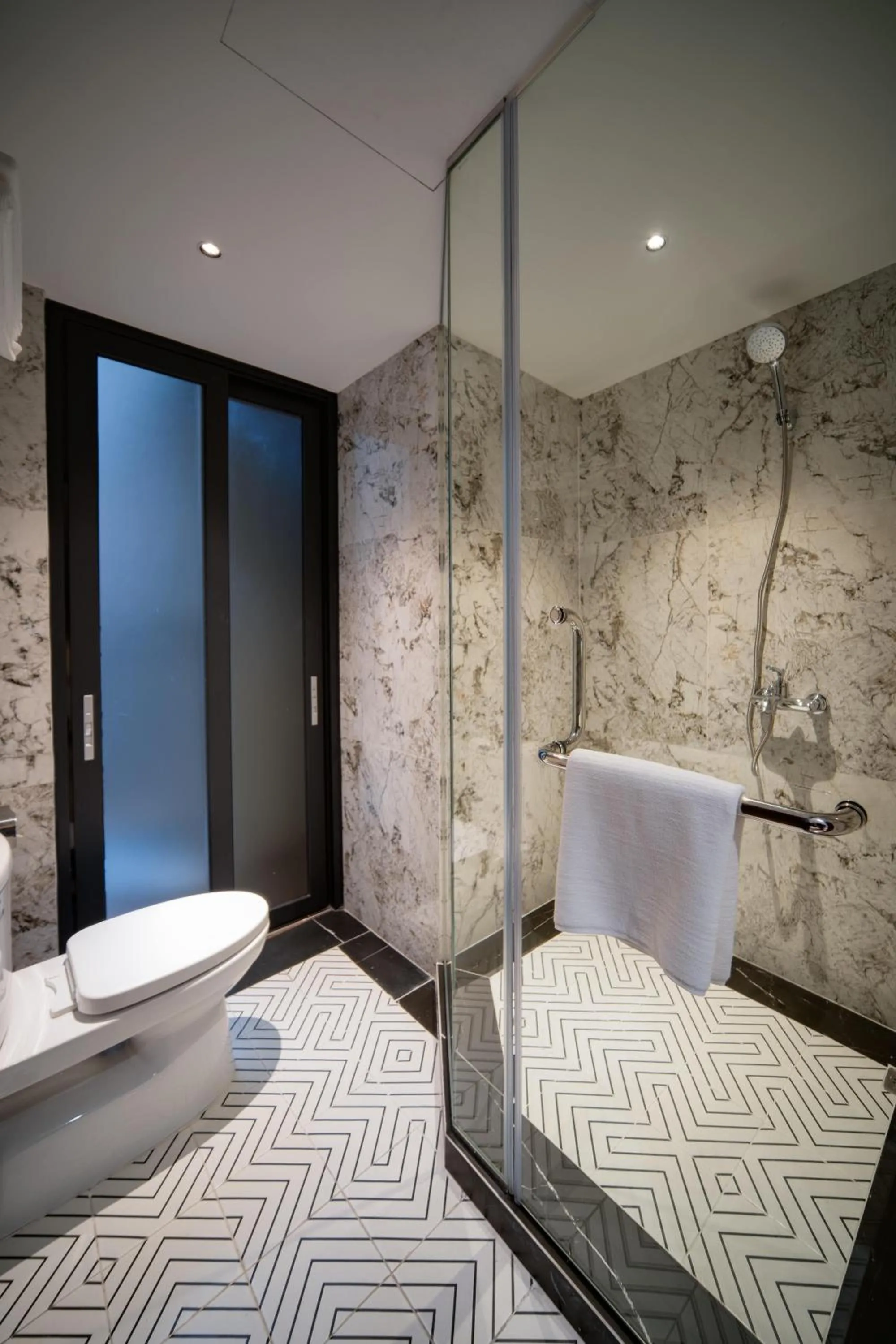 Shower in Eli Rina Hotel