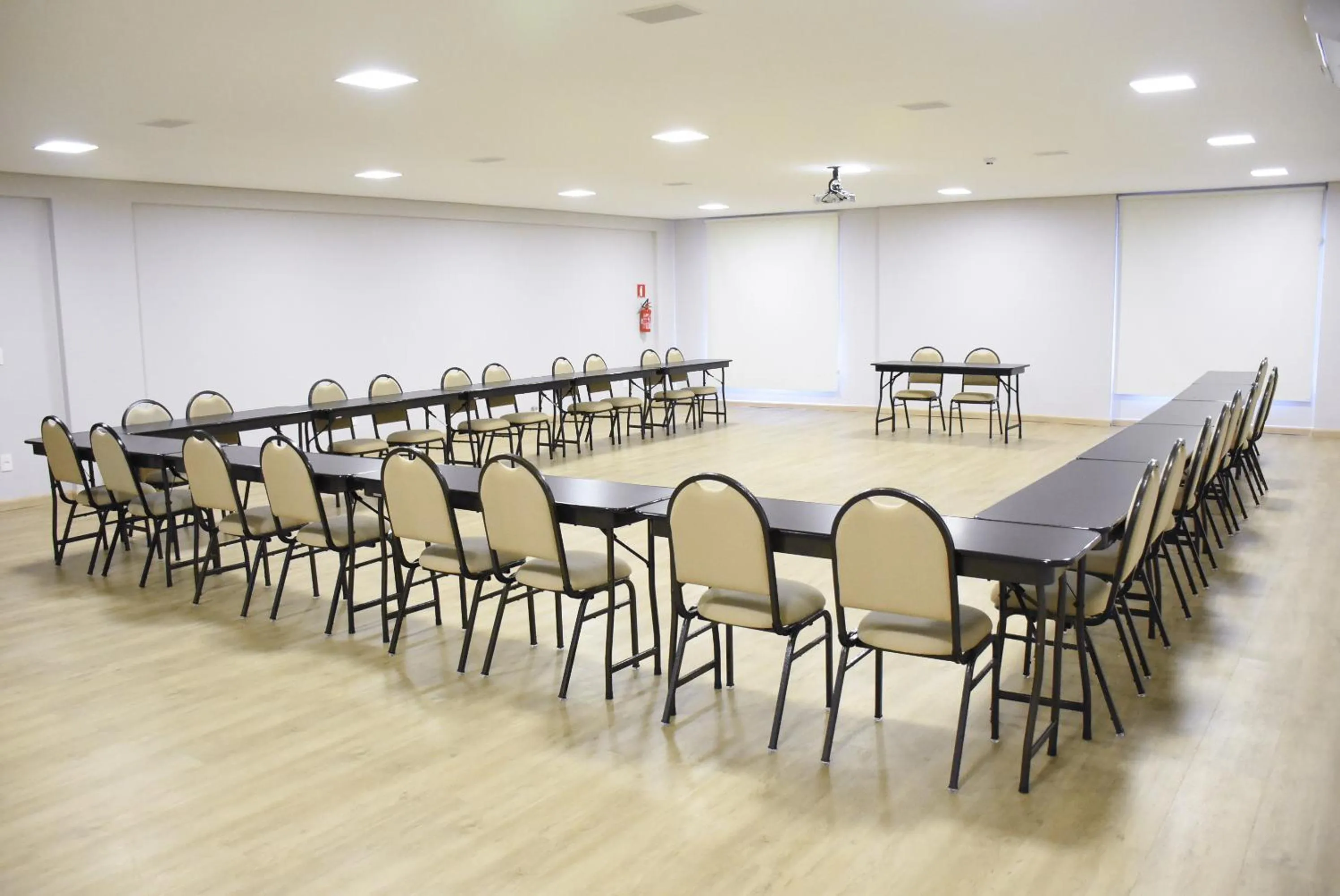 Business facilities in Hotel Bahamas
