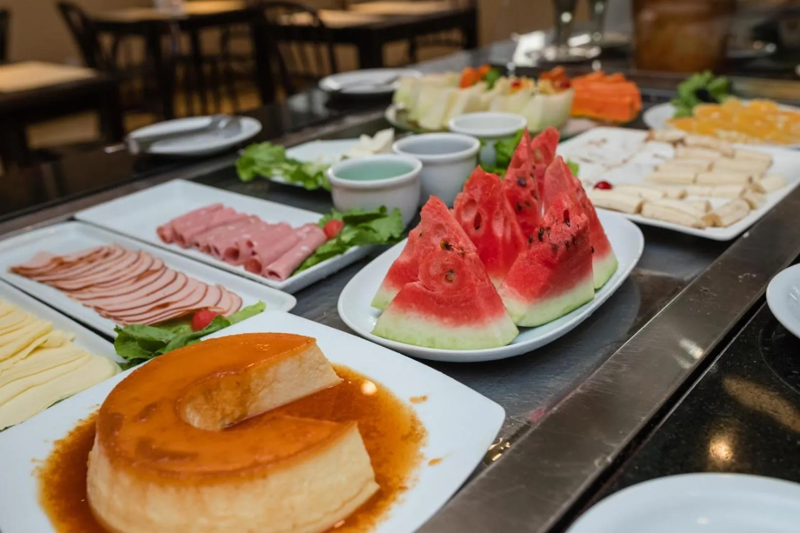 Breakfast in Hotel Bahamas