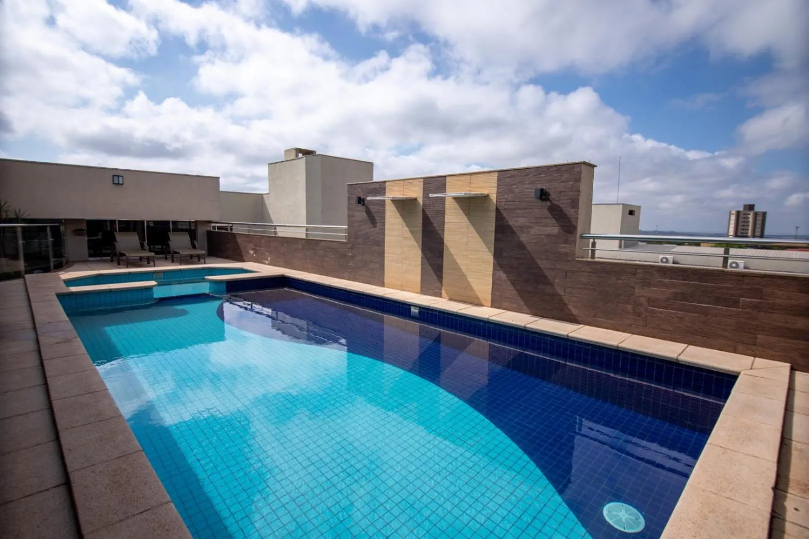 Swimming pool in Hotel Bahamas