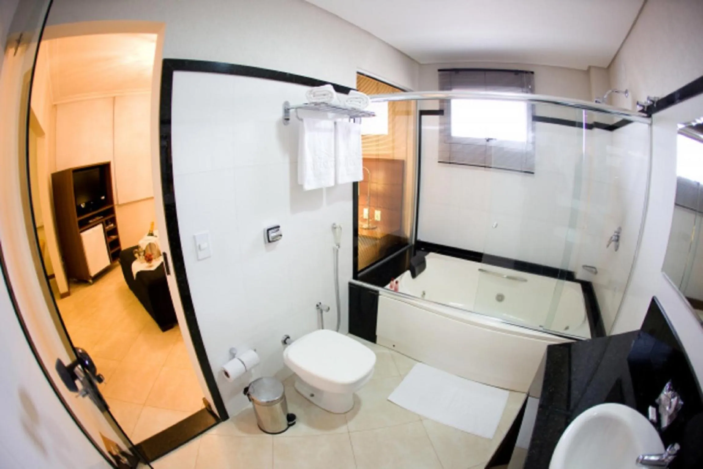 Photo of the whole room in Hotel Bahamas