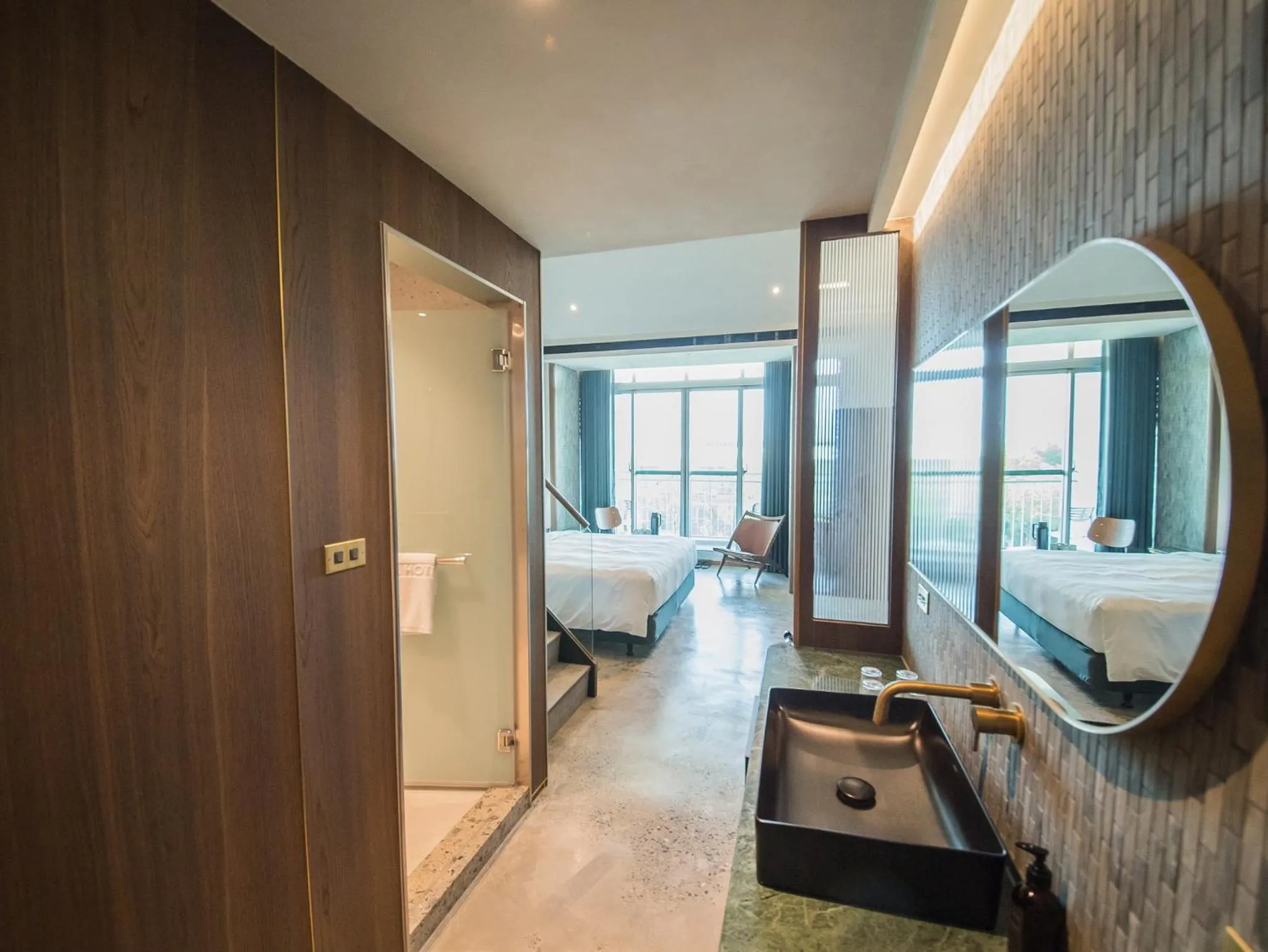 Photo of the whole room, Bed in PAPO'A Harbor Hotel