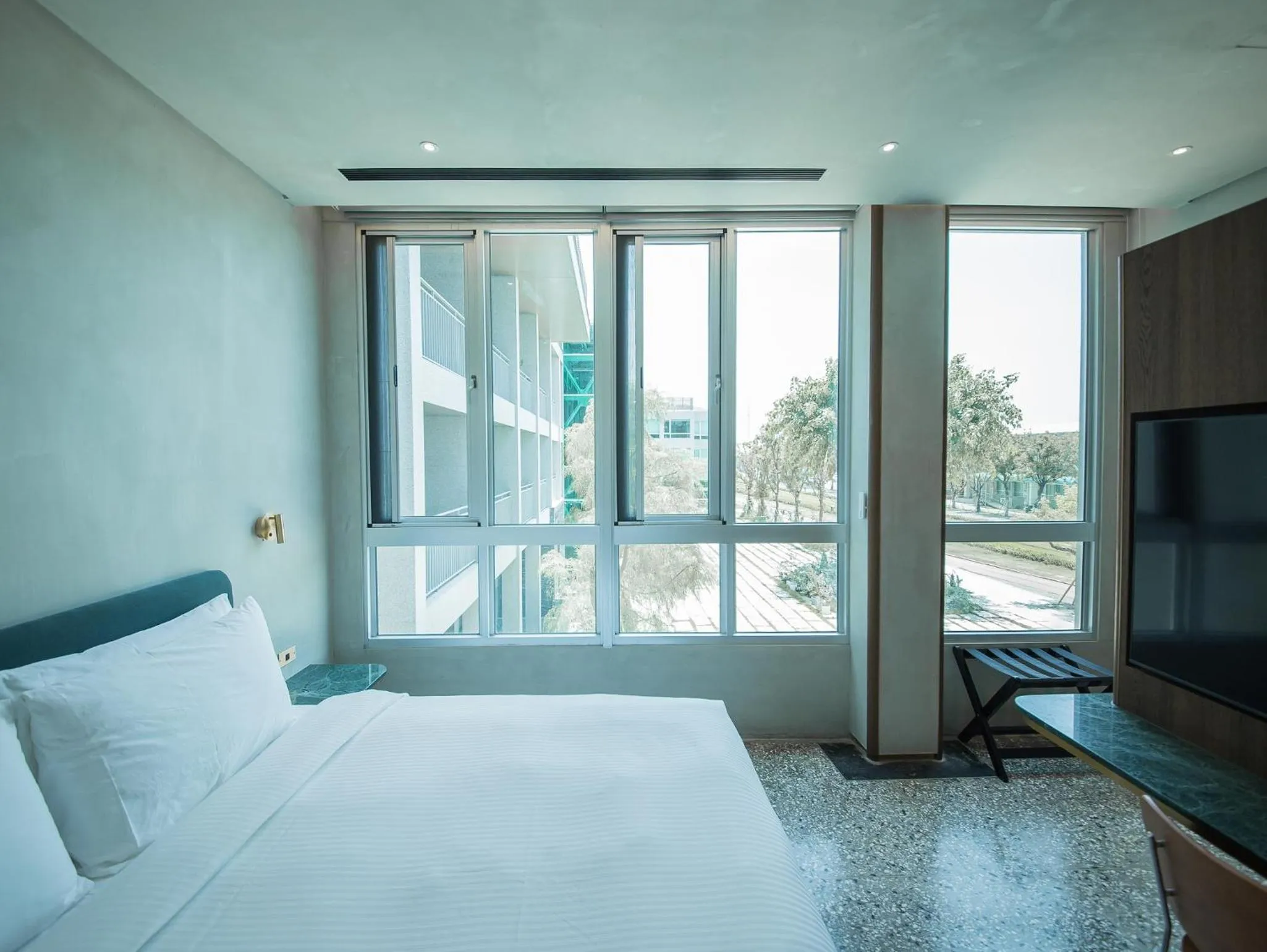 Photo of the whole room, Bed in PAPO'A Harbor Hotel